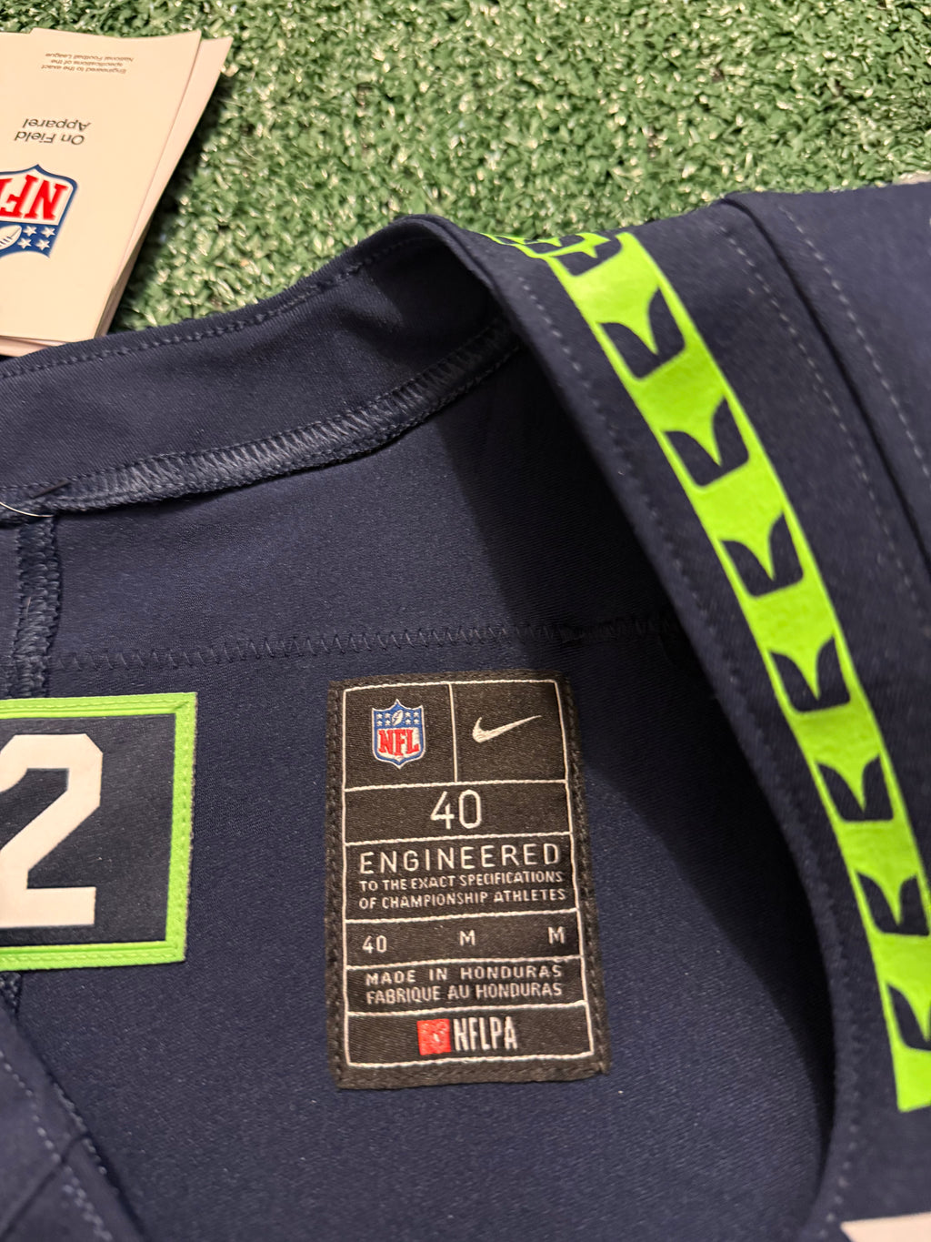 Sam Darnold Seattle Seahawks Jersey #14 Nike Vapor FUSE Elite Navy Size 40 (Medium) NFL