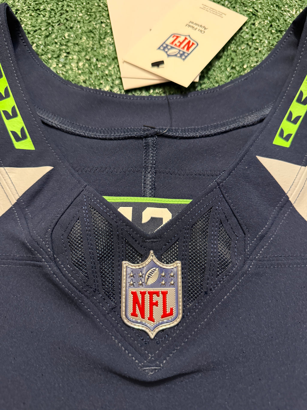 Kenneth Walker III Seattle Seahawks Jersey #9 Nike Vapor FUSE Elite Navy Size 44 (Large) NFL