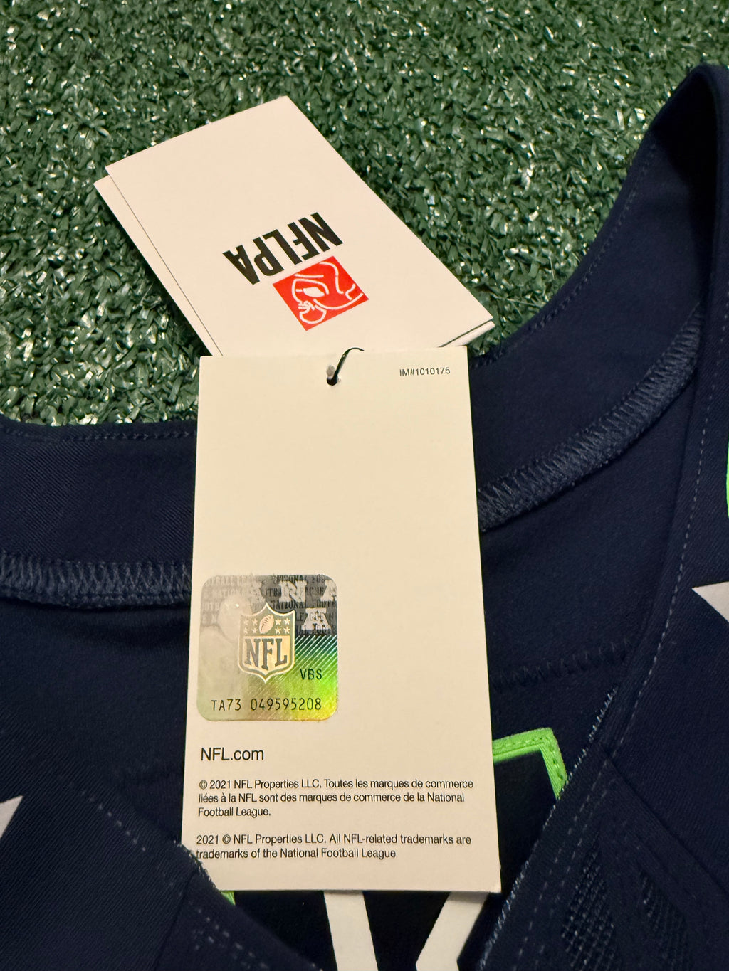 Sam Darnold Seattle Seahawks Jersey #14 Nike Vapor FUSE Elite Navy Size 44 (Large) NFL