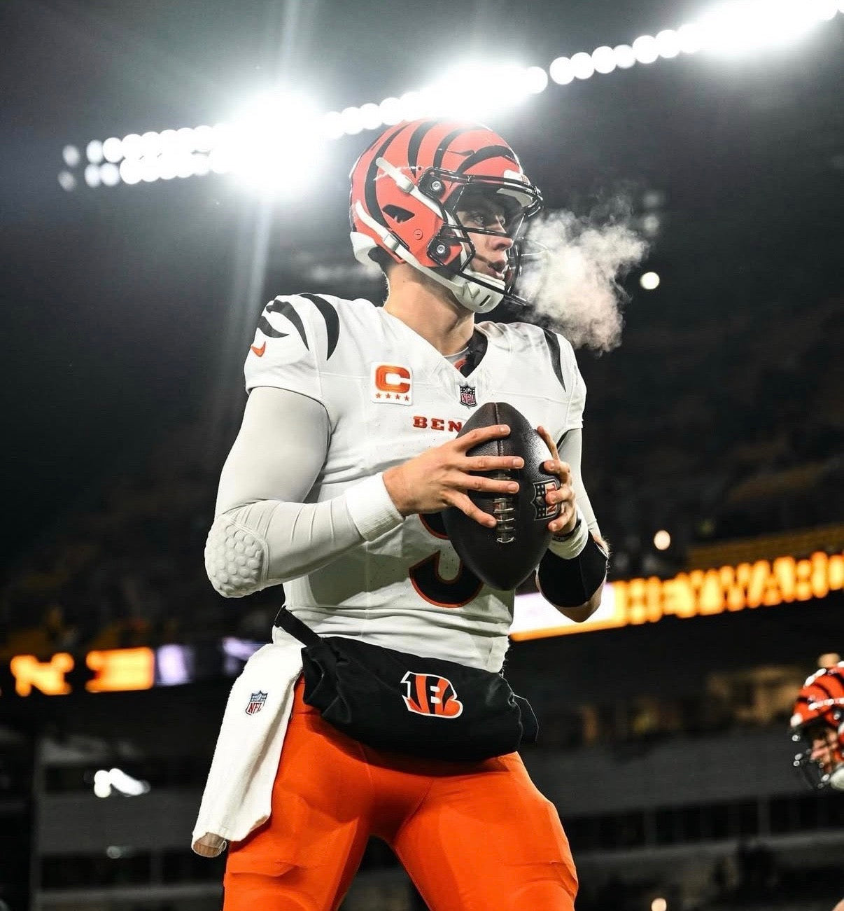 Joe Burrow Cincinnati Bengals Jersey #9 Nike Vapor FUSE Elite White Size 40 (M) NFL