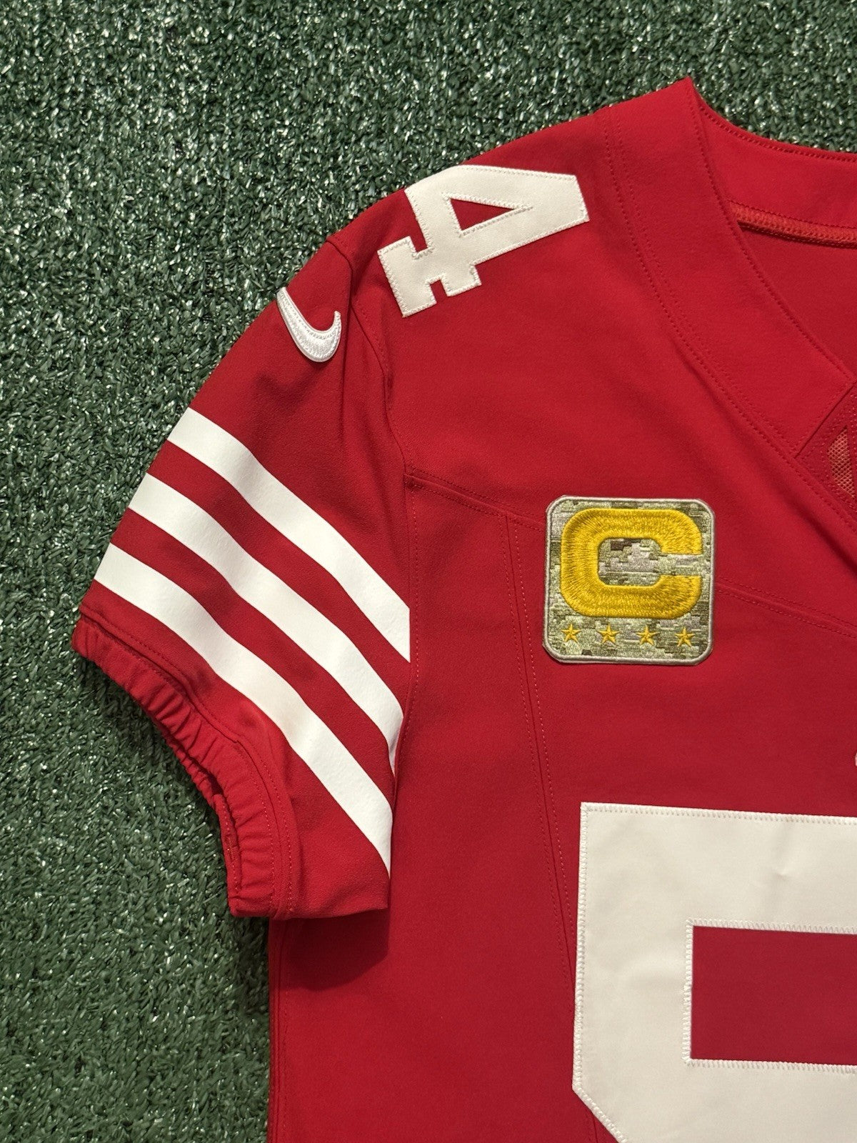 Fred Warner San Francisco 49ers
Jersey #54 Nike Vapor FUSE Elite red Size 40 (Medium) NFL