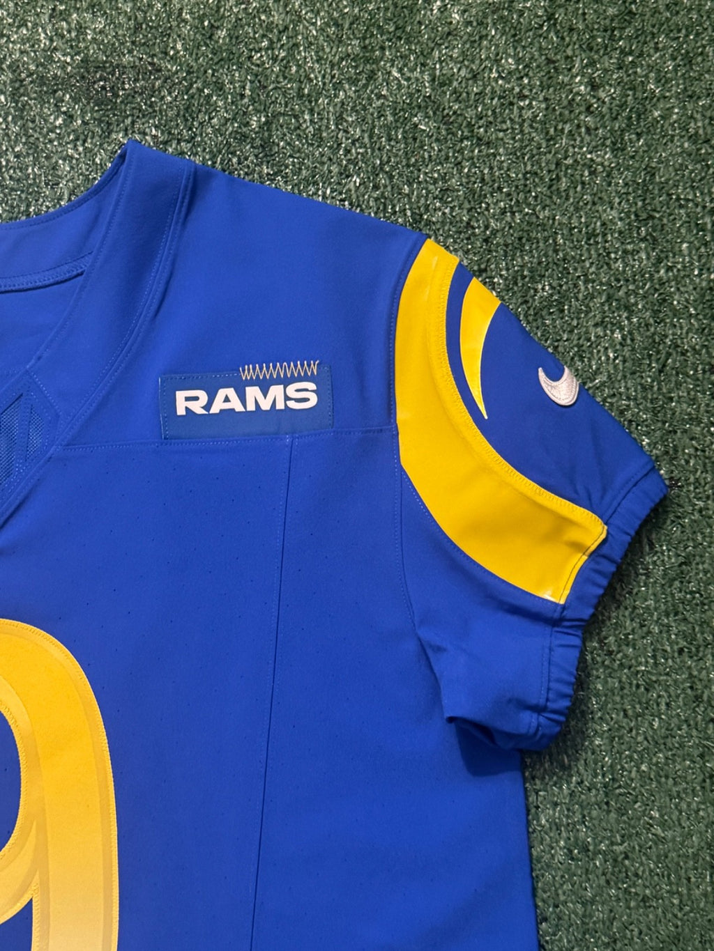 Matthew Stafford Los Angeles Rams Jersey #9 Nike Vapor FUSE Elite blue Size 44 (Large) NFL