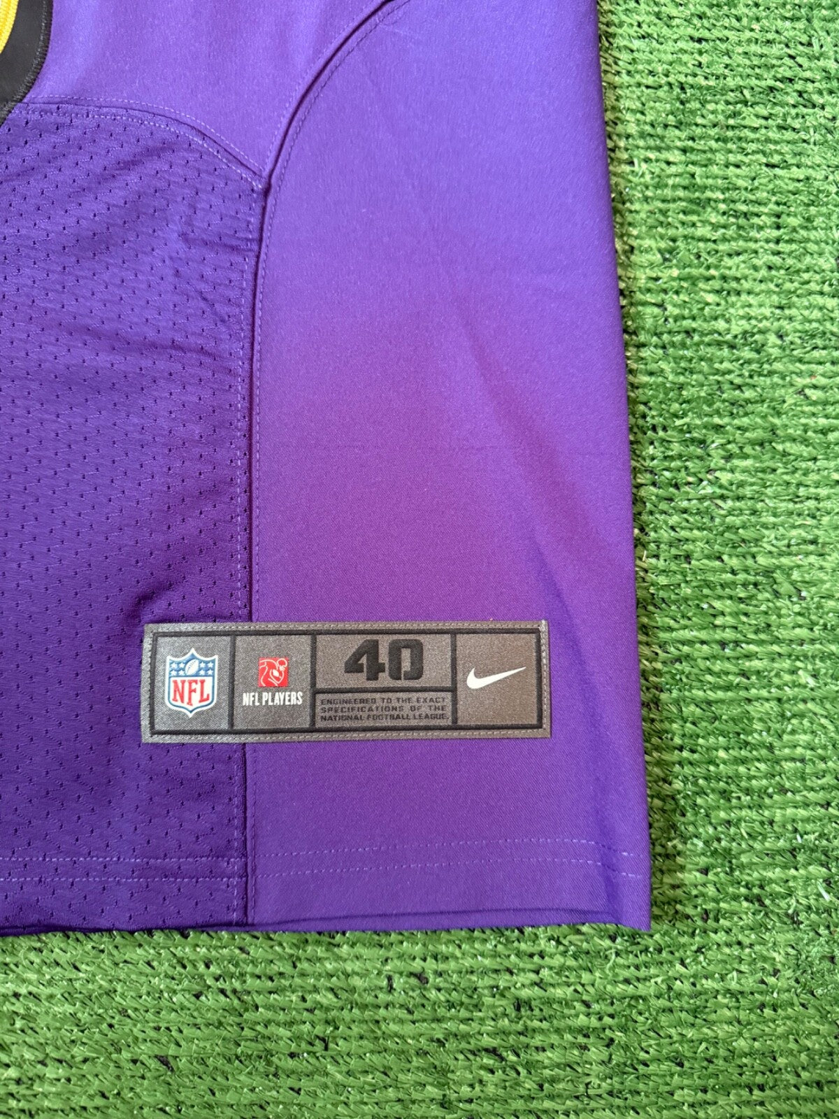 Lamar Jackson Baltimore Ravens Jersey #8 Nike Vapor Elite Purple Size 40 (M) NFL