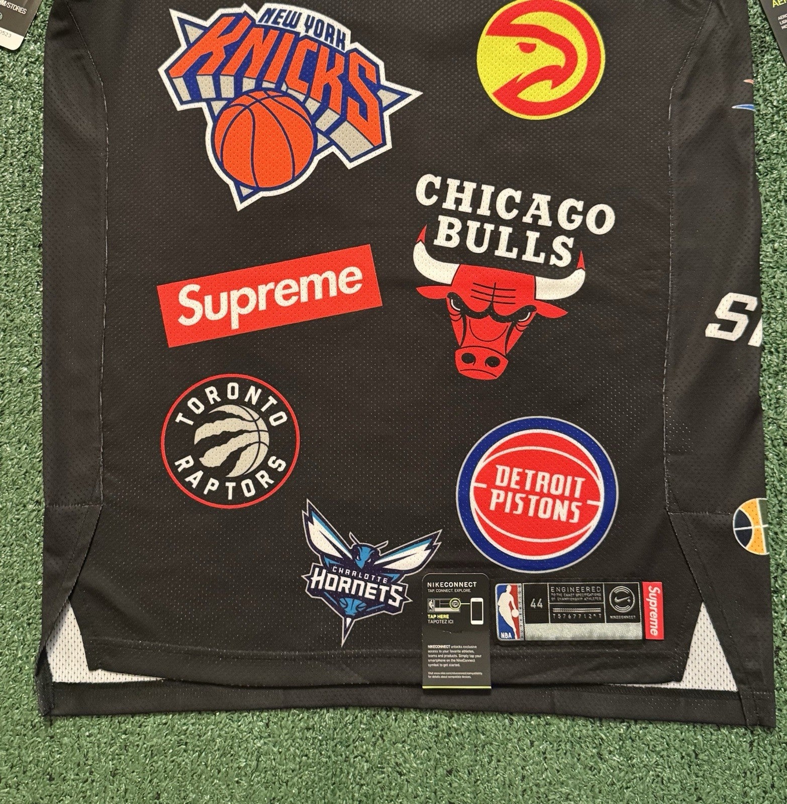 Authentic Supreme x NBA x Nike Aeroswift #94 Black Jersey Size 44/Medium