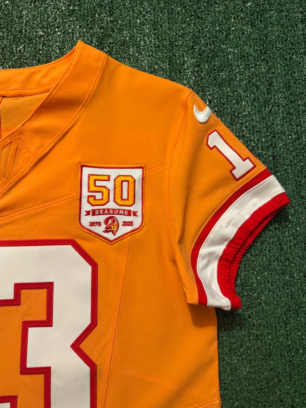 Mike Evans Tampa Bay Buccaneers Jersey #13 Nike Vapor FUSE Elite Orange Creamsicle Size 40 (Medium) NFL