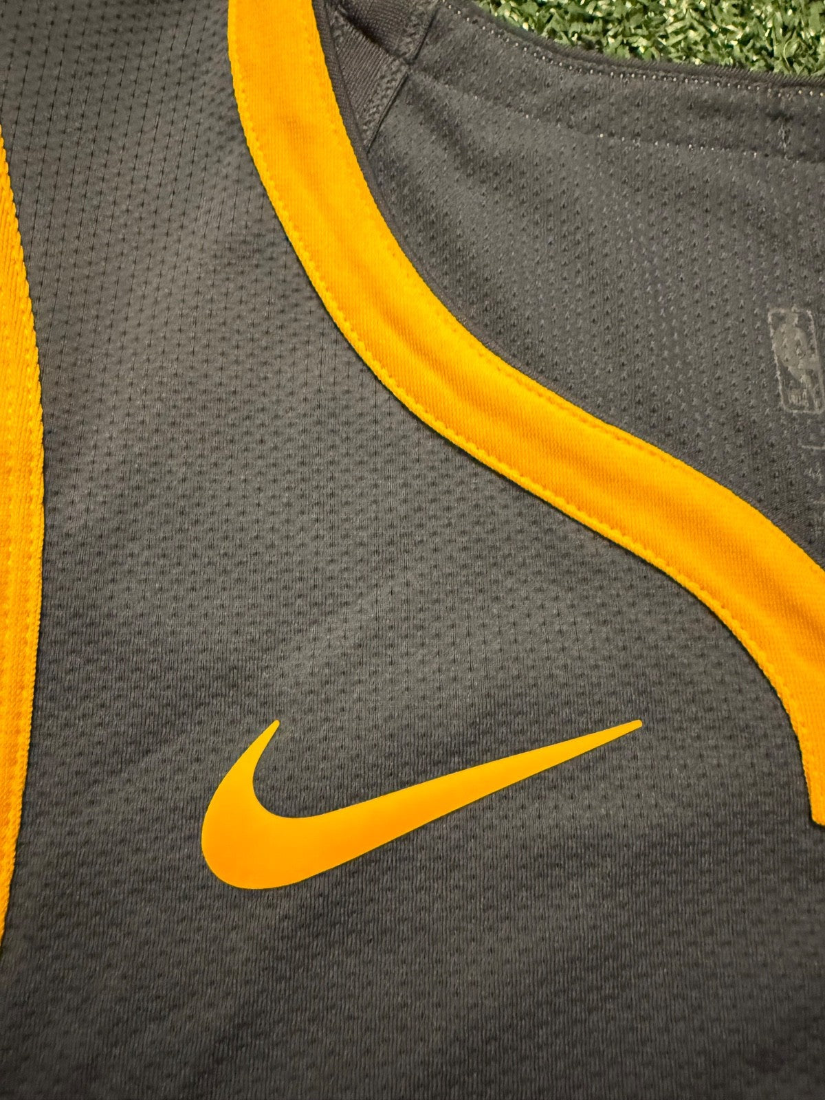 Steph Curry Golden State Warriors Jersey #30 Nike VaporKnit Authentic Gray Size 44 (M) NBA