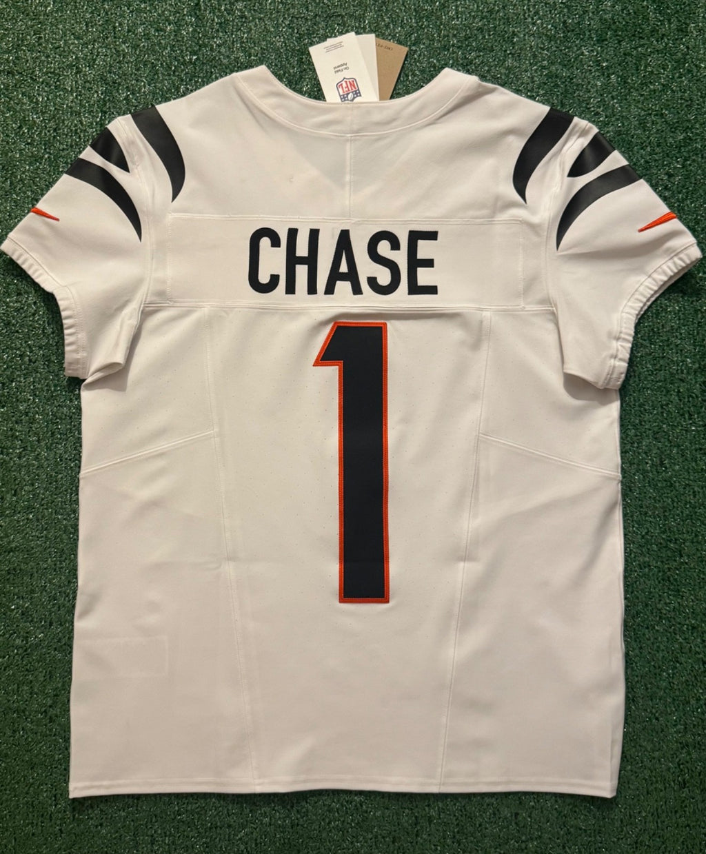 Ja'Marr Chase Cincinnati Bengals Jersey #1 Nike Vapor Fuse Elite White Size 44 (L) NFL