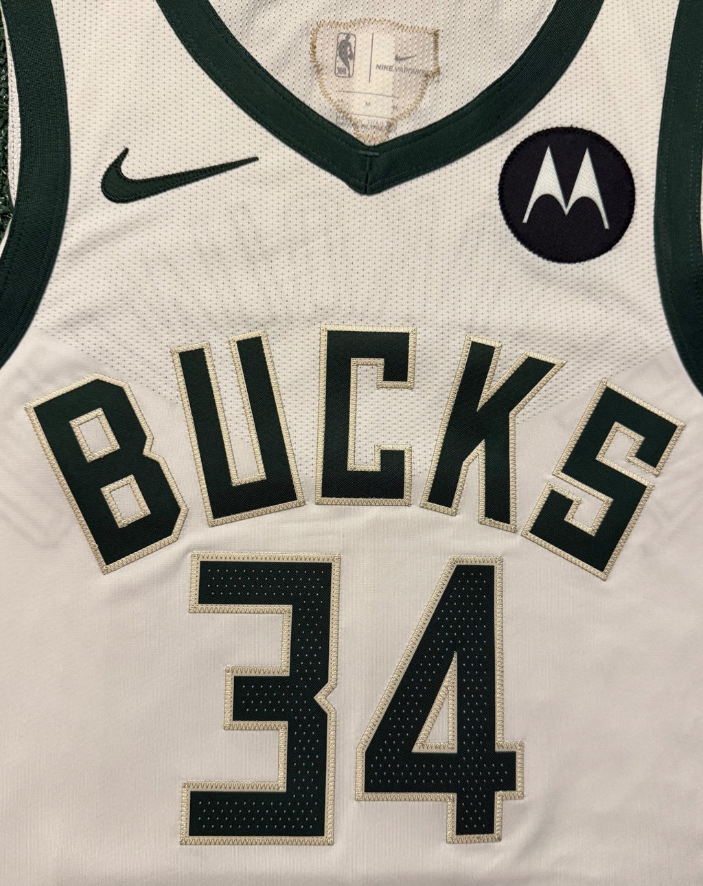 Giannis Antetokounmpo Milwaukee Bucks Jersey #34 Nike Vaporknit Authentic White Size 44 (Medium) NBA