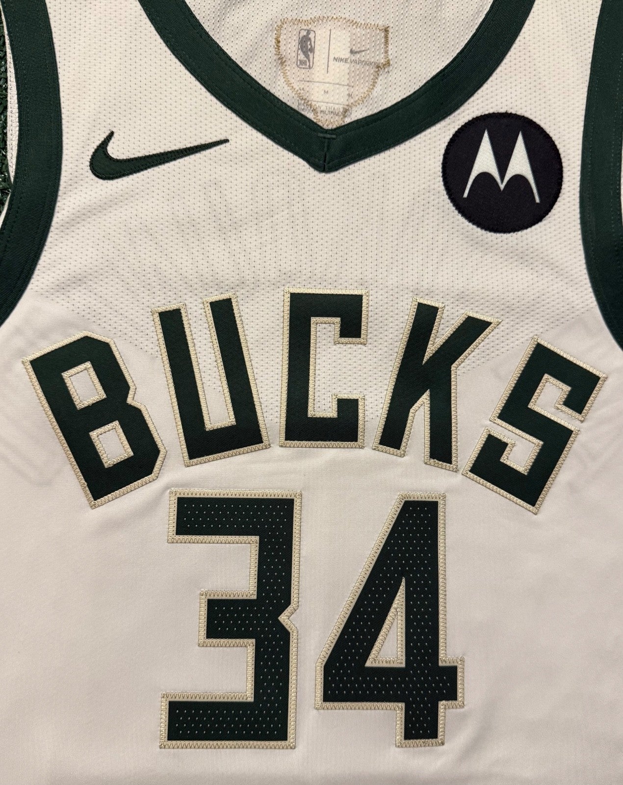 Giannis Antetokounmpo Milwaukee Bucks Jersey #34 Nike Vaporknit Authentic White Size 44 (Medium) NBA