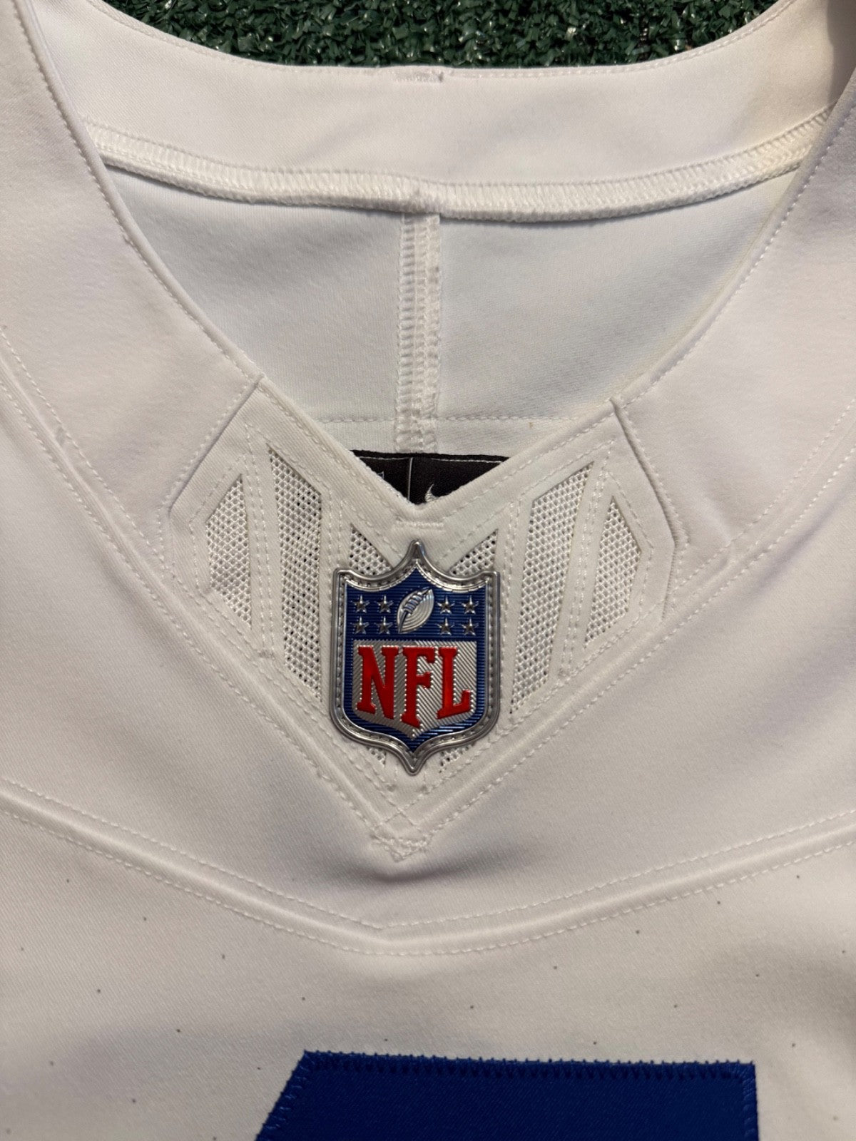 Dak Prescott Dallas Cowboys Jersey #4 Nike Vapor FUSE Elite White Size 40 (Medium) NFL