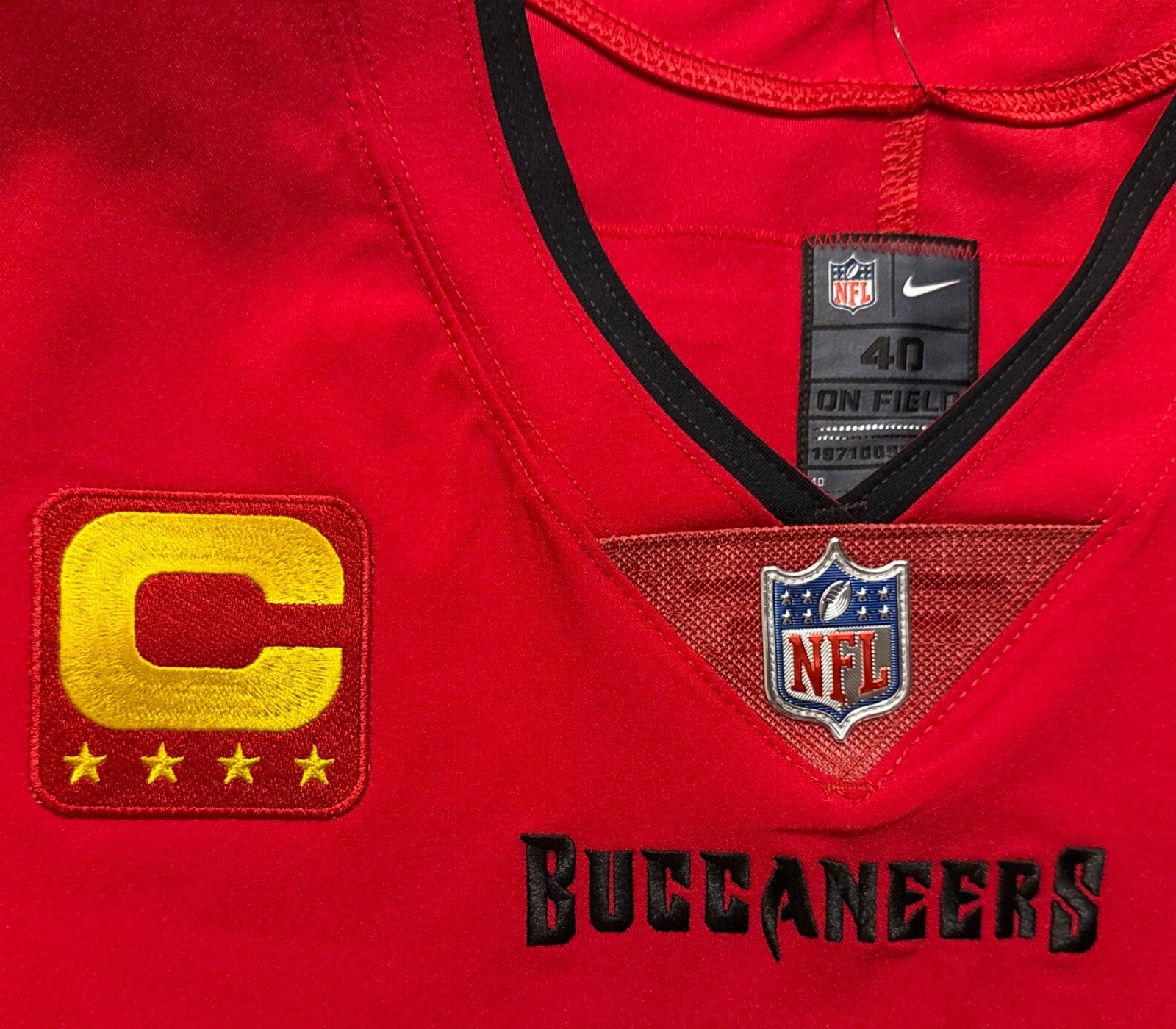 Baker Mayfield Tampa Bay Buccaneers Jersey #6 Nike Vapor Elite Red size 40 (Medium) NFL