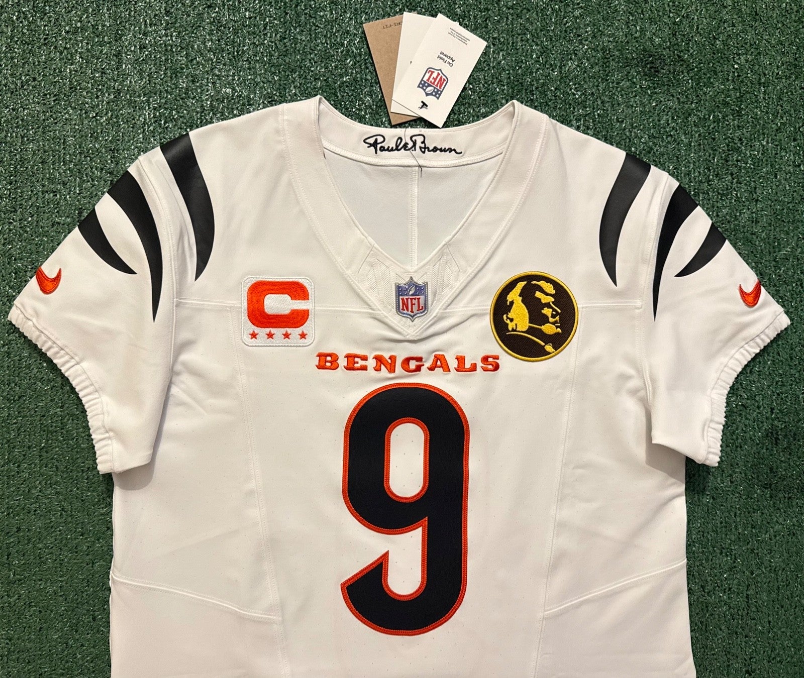 Joe Burrow Cincinnati Bengals Jersey #9 Nike Vapor FUSE Elite White Size 44 (L) NFL
