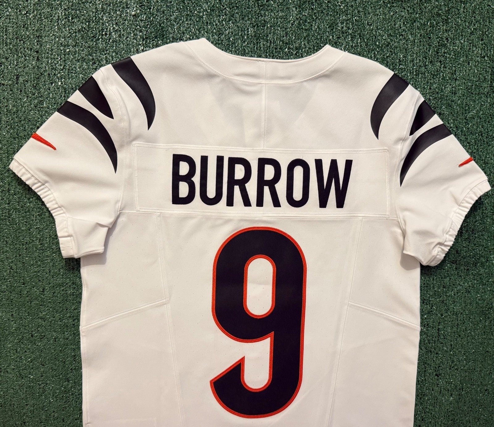Joe Burrow Cincinnati Bengals Jersey #9 Nike Vapor FUSE Elite White Size 40 (M) NFL