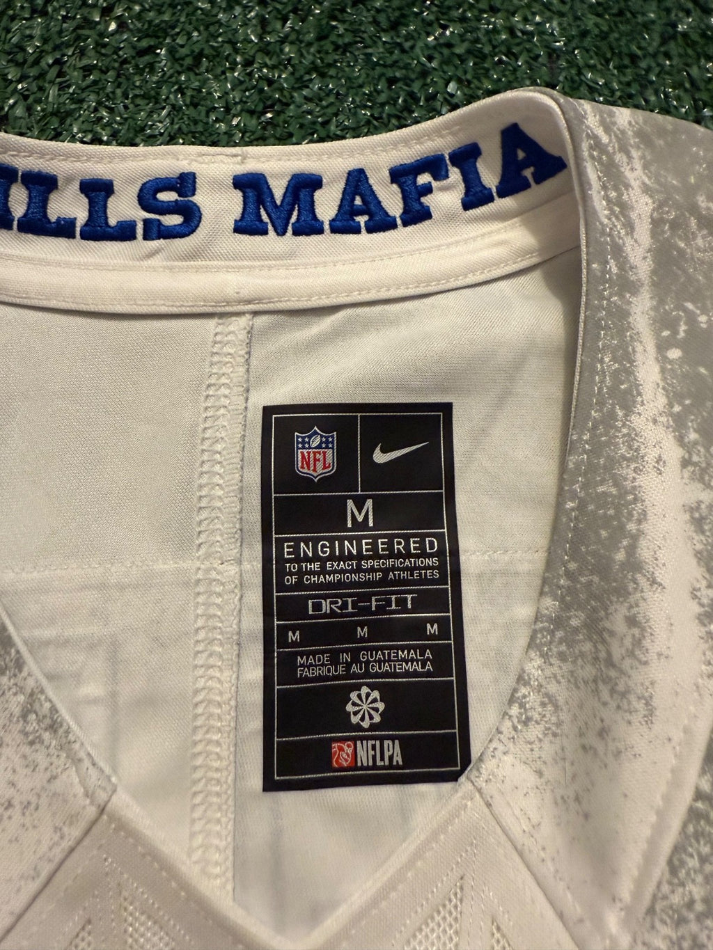 Josh Allen Buffalo Bills Jersey #17 Nike Vapor Fuse Limited Rivalry White Size M NFL