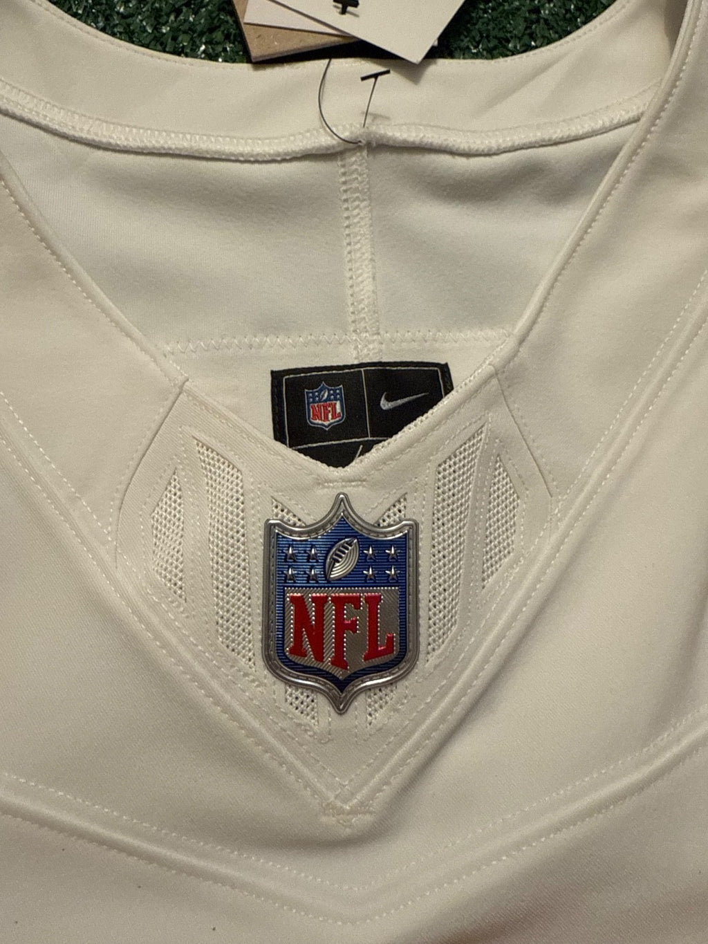 Patrick Mahomes Kansas City Chiefs Jersey #15 Nike Vapor FUSE Elite White Size 48 (XL) NFL