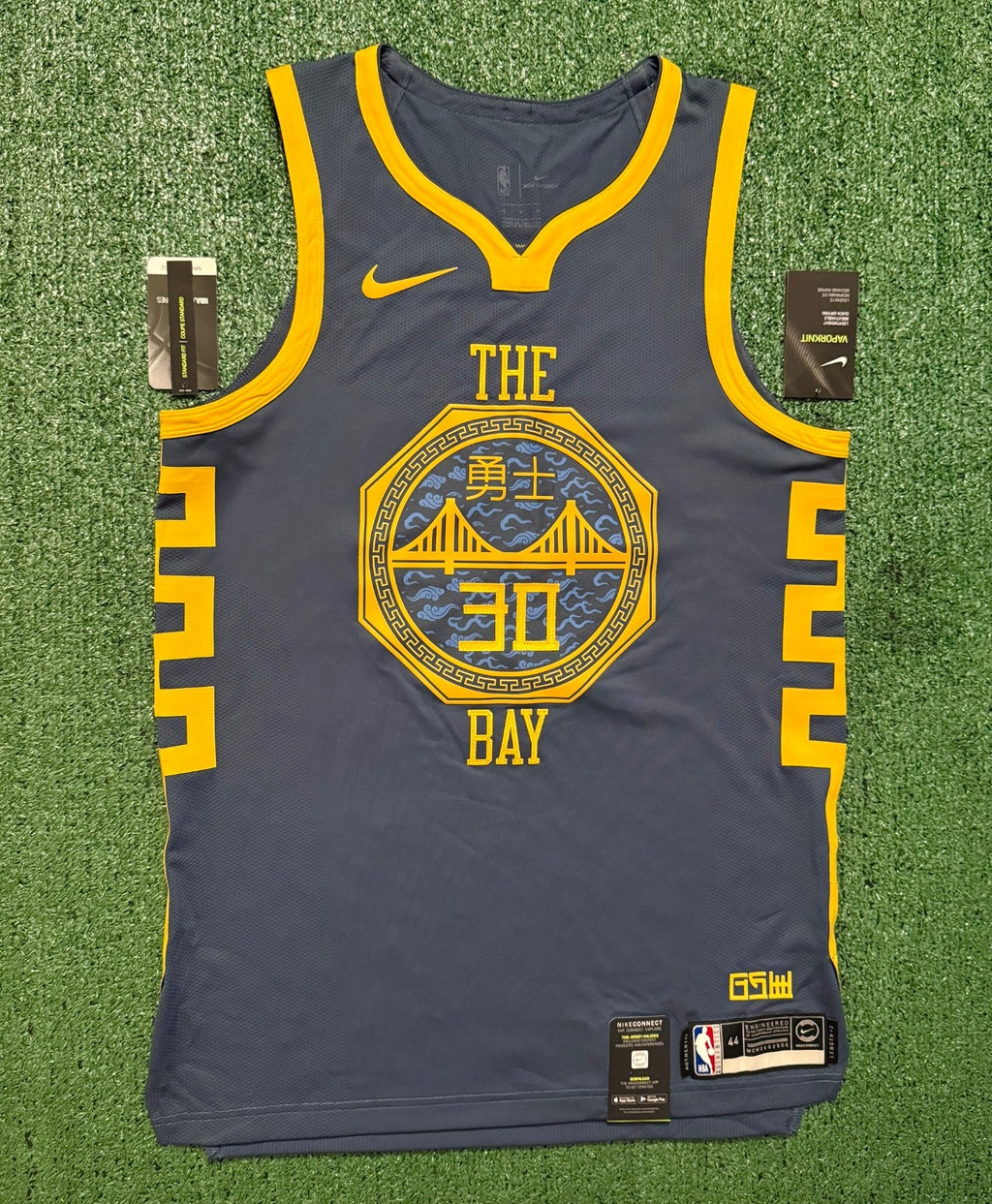 Steph Curry Golden State Warriors Jersey #30 Nike VaporKnit Authentic Gray Size 44 (M) NBA