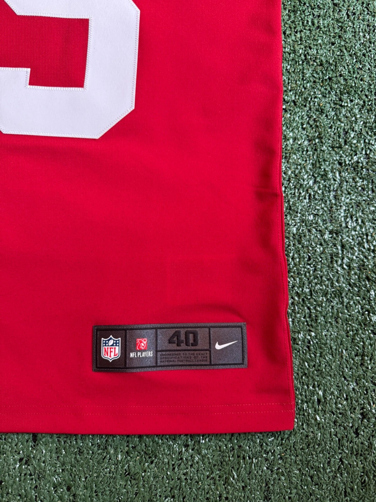 George Kittle San Francisco 49ers
Jersey #85 Nike Vapor Elite red
Size 40 (Medium) NFL