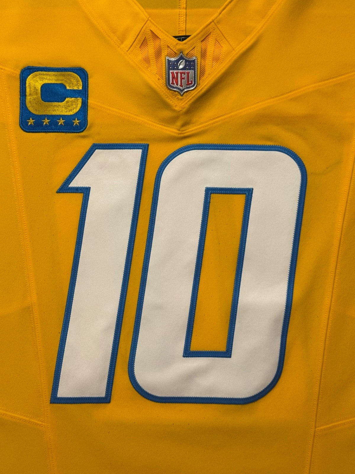 Justin Herbert Los Angeles Chargers Jersey #10 Nike Vapor Fuse Elite Gold Size 48 (XL) NFL