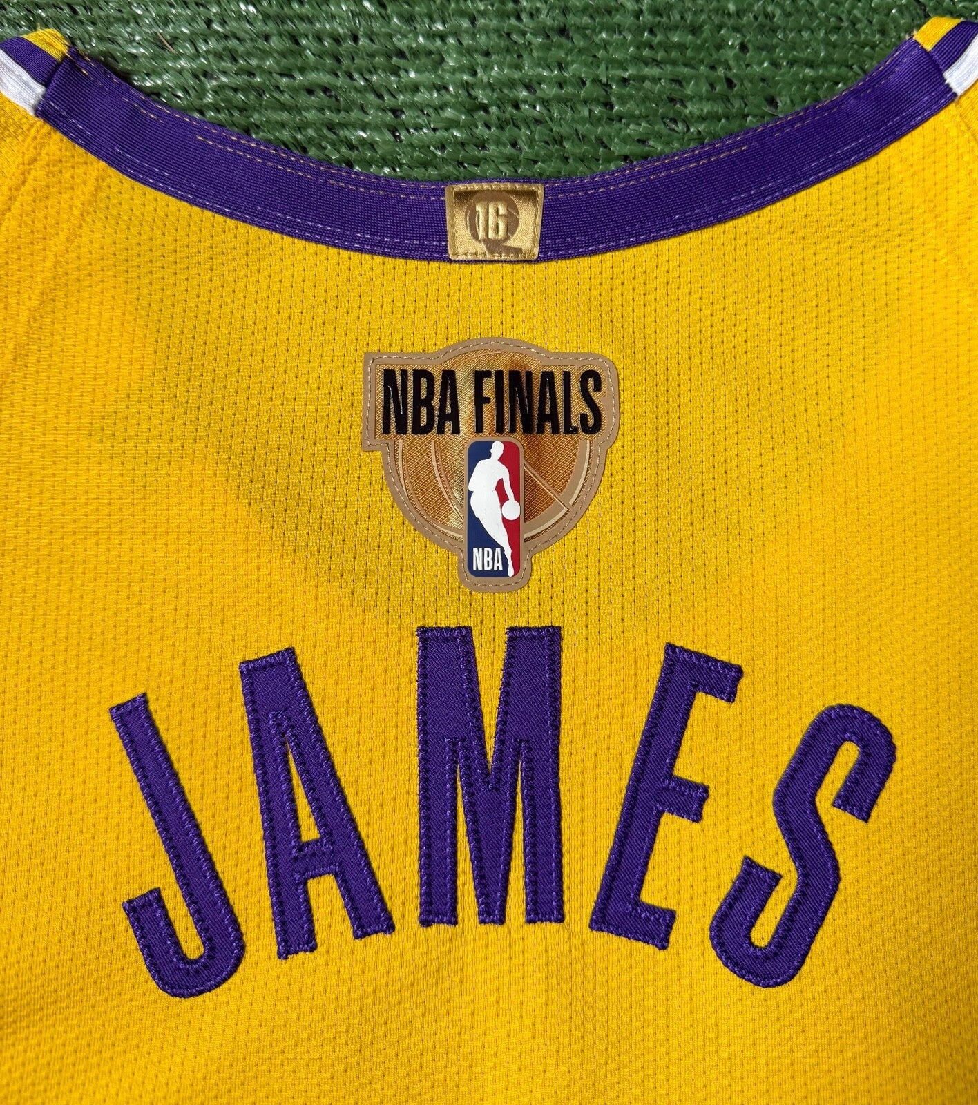 LeBron James Los Angeles Lakers Jersey #23 Nike VaporKnit Authentic Gold Size 52 (XL) NBA