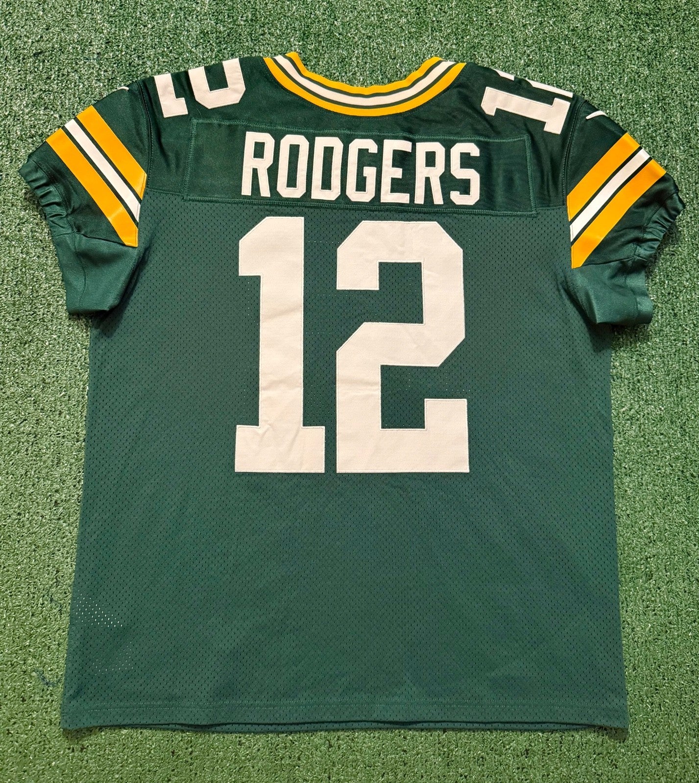 Aaron Rodgers Green Bay Packers Jersey #12 Nike Vapor Elite Green Size 44 (Large) NFL