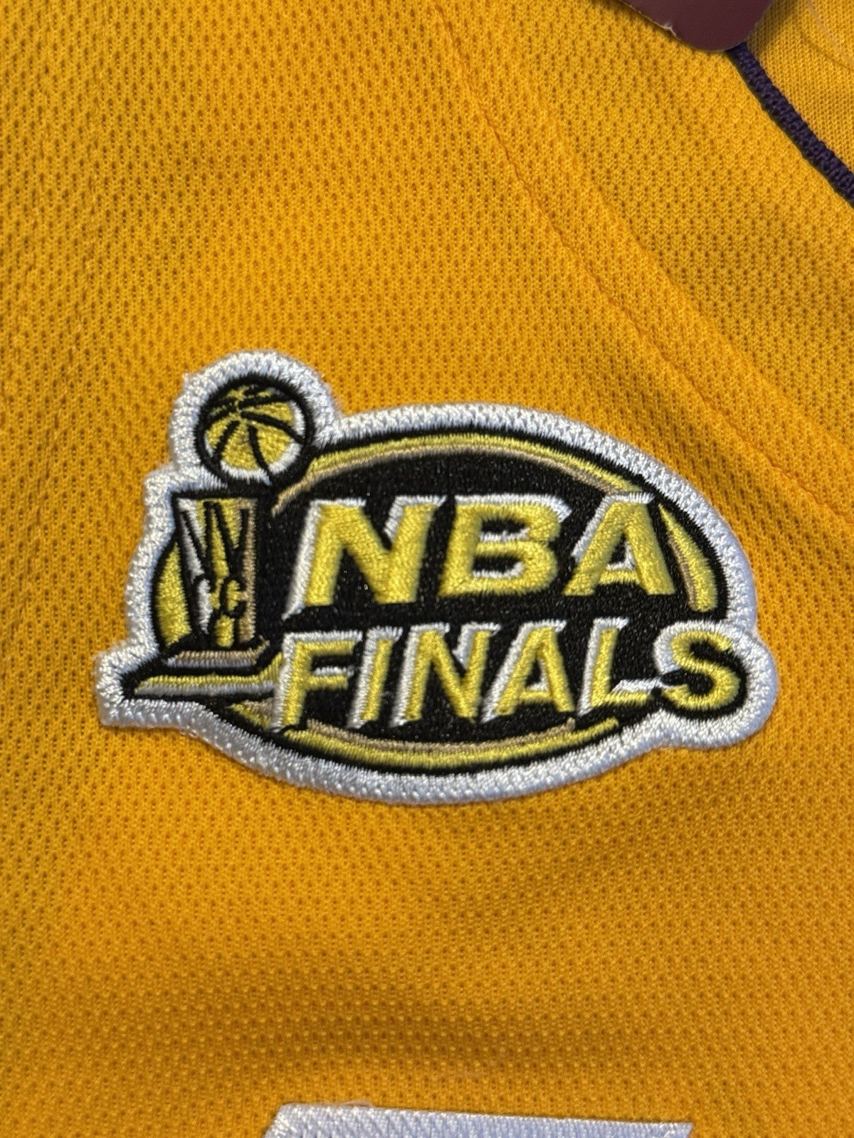 Kobe Bryant Los Angeles Lakers Jersey #24 Mitchell & Ness Authentic Gold Size 44 (L) NBA