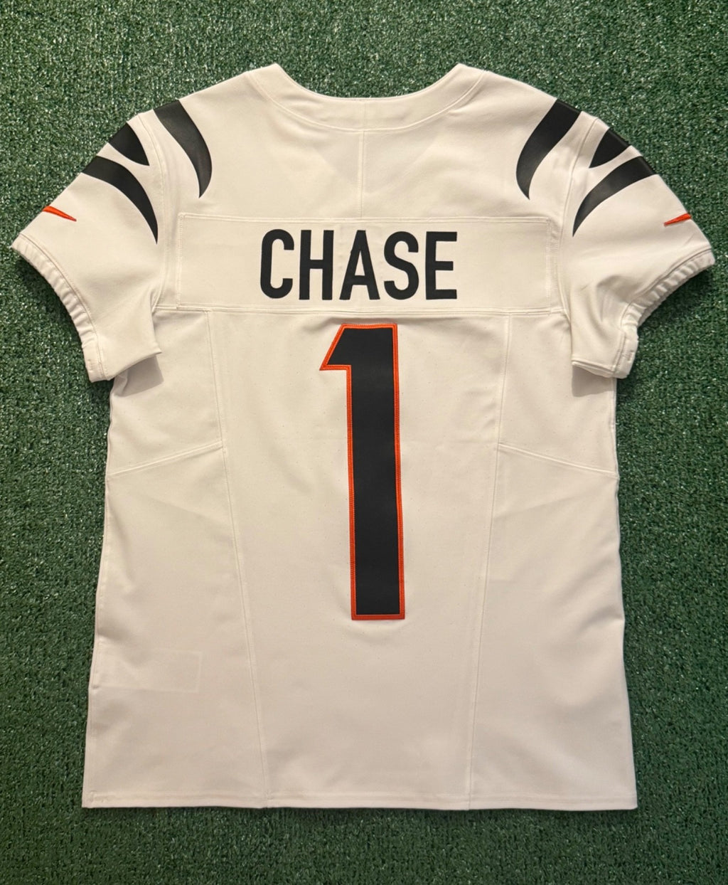 Ja'Marr Chase Cincinnati Bengals Jersey #1 Nike Vapor Fuse Elite White Size 40 (M) NFL