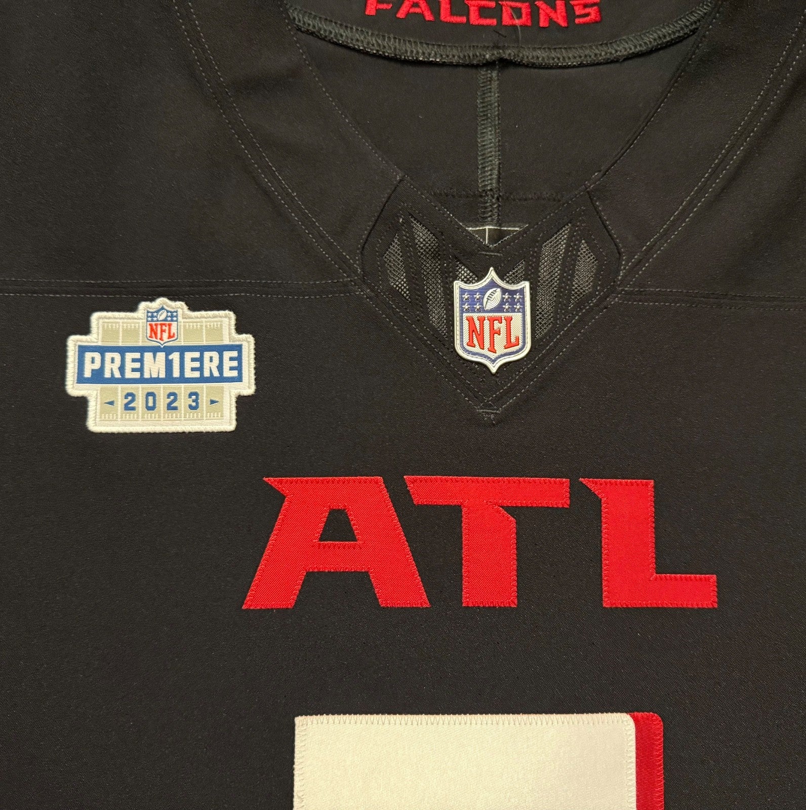 Bijan Robinson Atlanta Falcons Jersey #7 Nike Vapor FUSE Elite Black Size 44 (Large) NFL