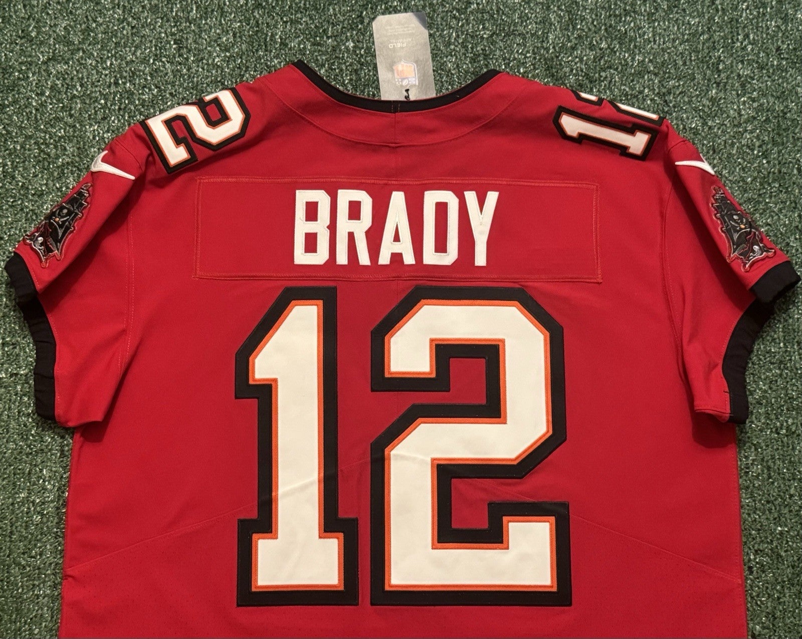 Tom Brady Tampa Bay Buccaneers Jersey #12 Nike Vapor Elite Red size 48 (XL) NFL