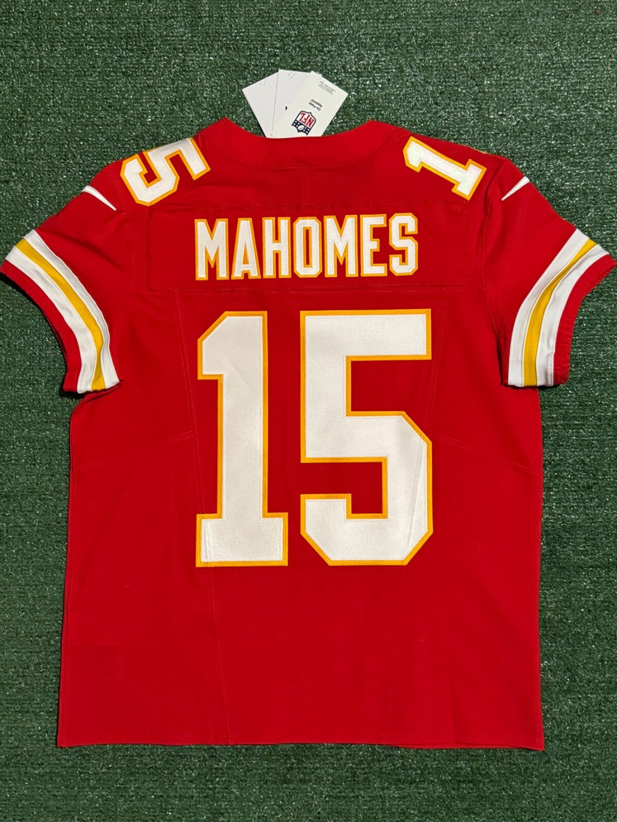 Patrick Mahomes Kansas City Chiefs Jersey #15 Nike Vapor FUSE Elite Red Size 40 (M) NFL