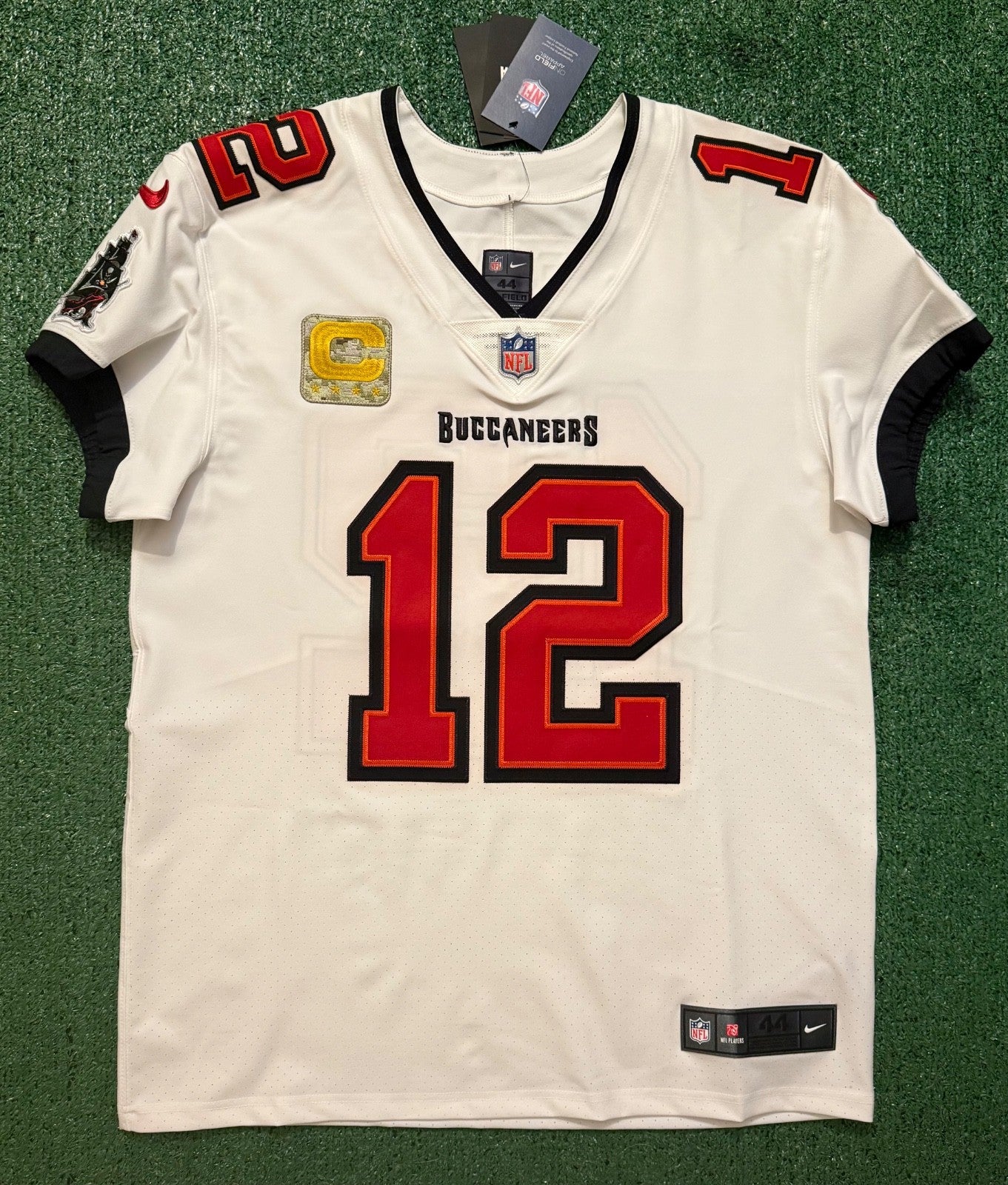 Tom Brady Tampa Bay Buccaneers Jersey #12 Nike Vapor Elite White size 44 (Large) NFL