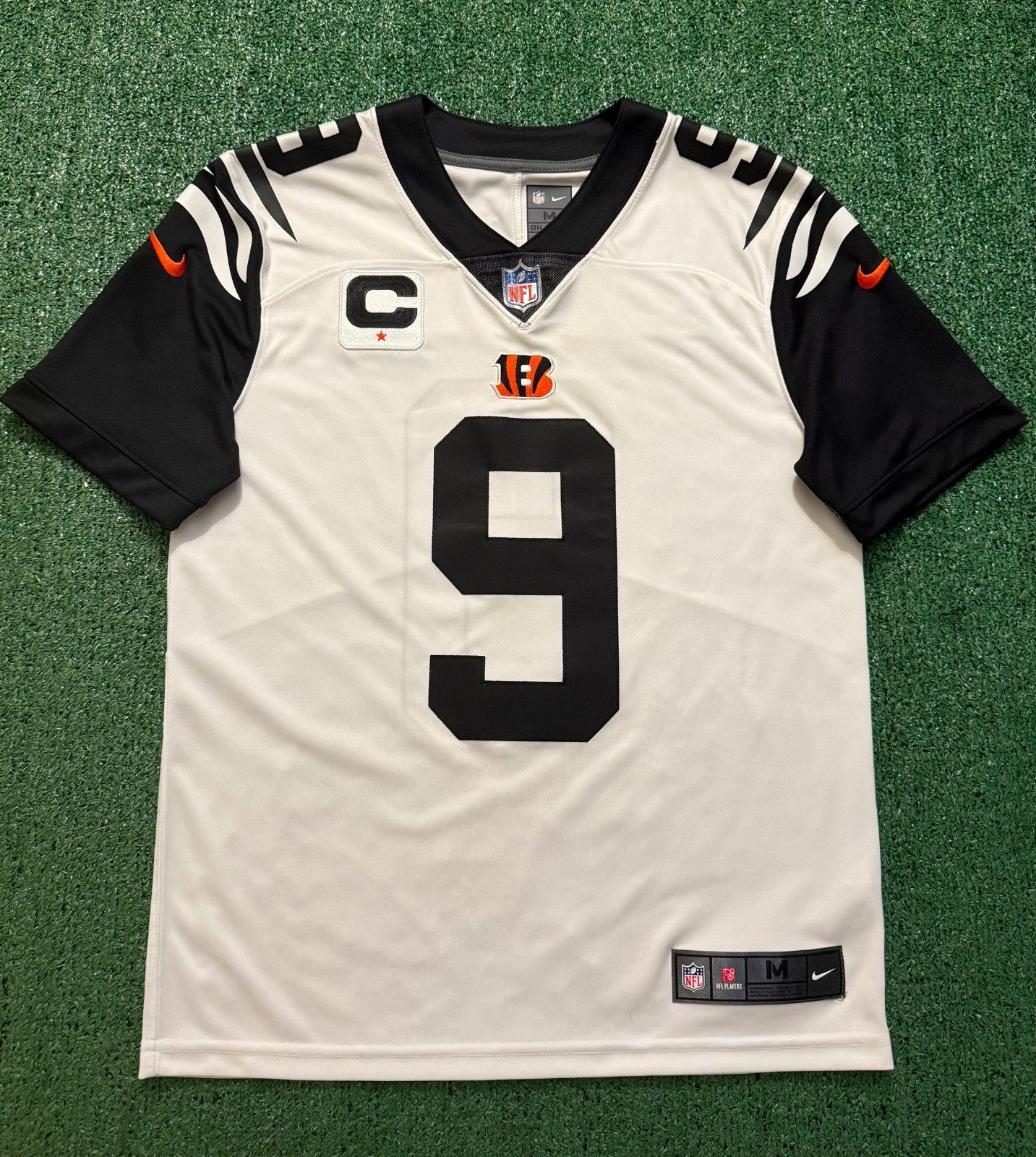 Joe Burrow Cincinnati Bengals Jersey #9 Nike Vapor Limited White Size Medium NFL