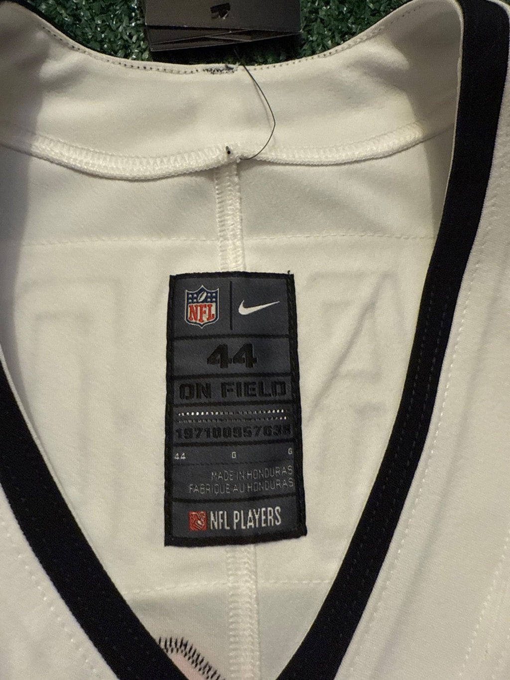 Tom Brady Tampa Bay Buccaneers Jersey #12 Nike Vapor Elite White size 44 (Large) NFL