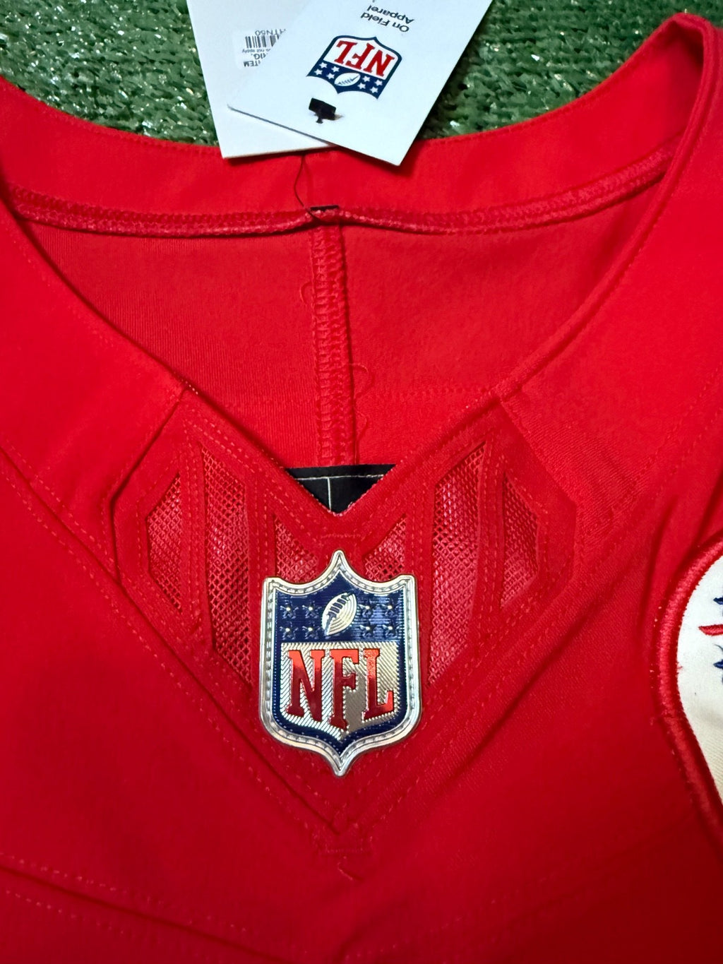 Patrick Mahomes Kansas City Chiefs Jersey #15 Nike Vapor FUSE Elite Red Size 52 (XXL) NFL