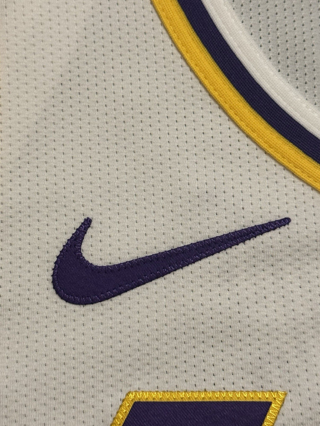 Luka Doncic Los Angeles Lakers Jersey #77 Nike ADV Authentic White Size 52 (XL) NBA
