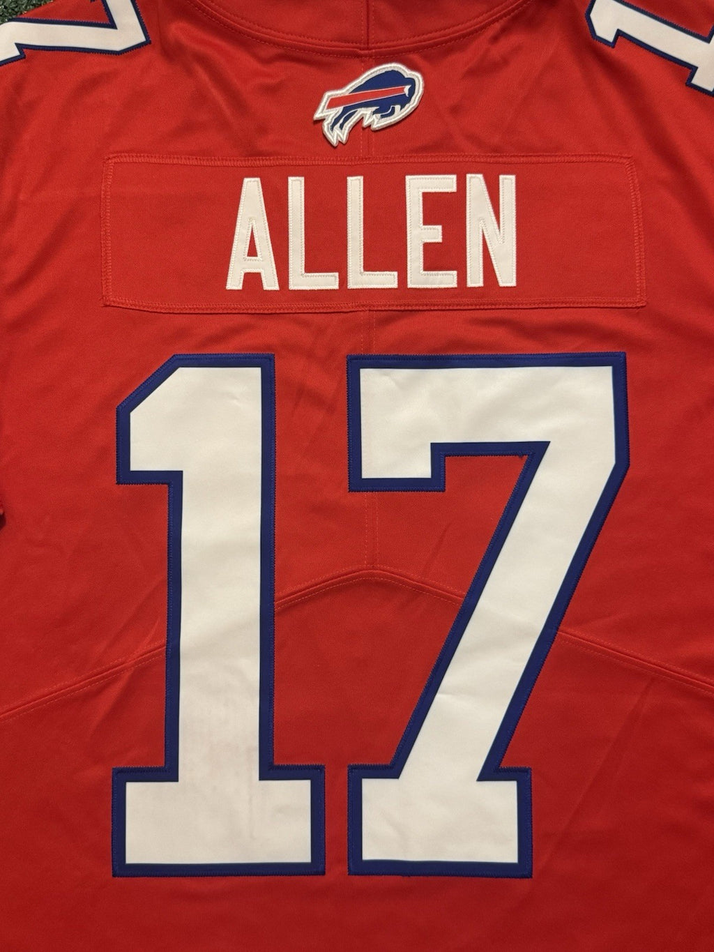 Josh Allen Buffalo Bills Jersey #17 Nike Vapor Limited Red Size M NFL
