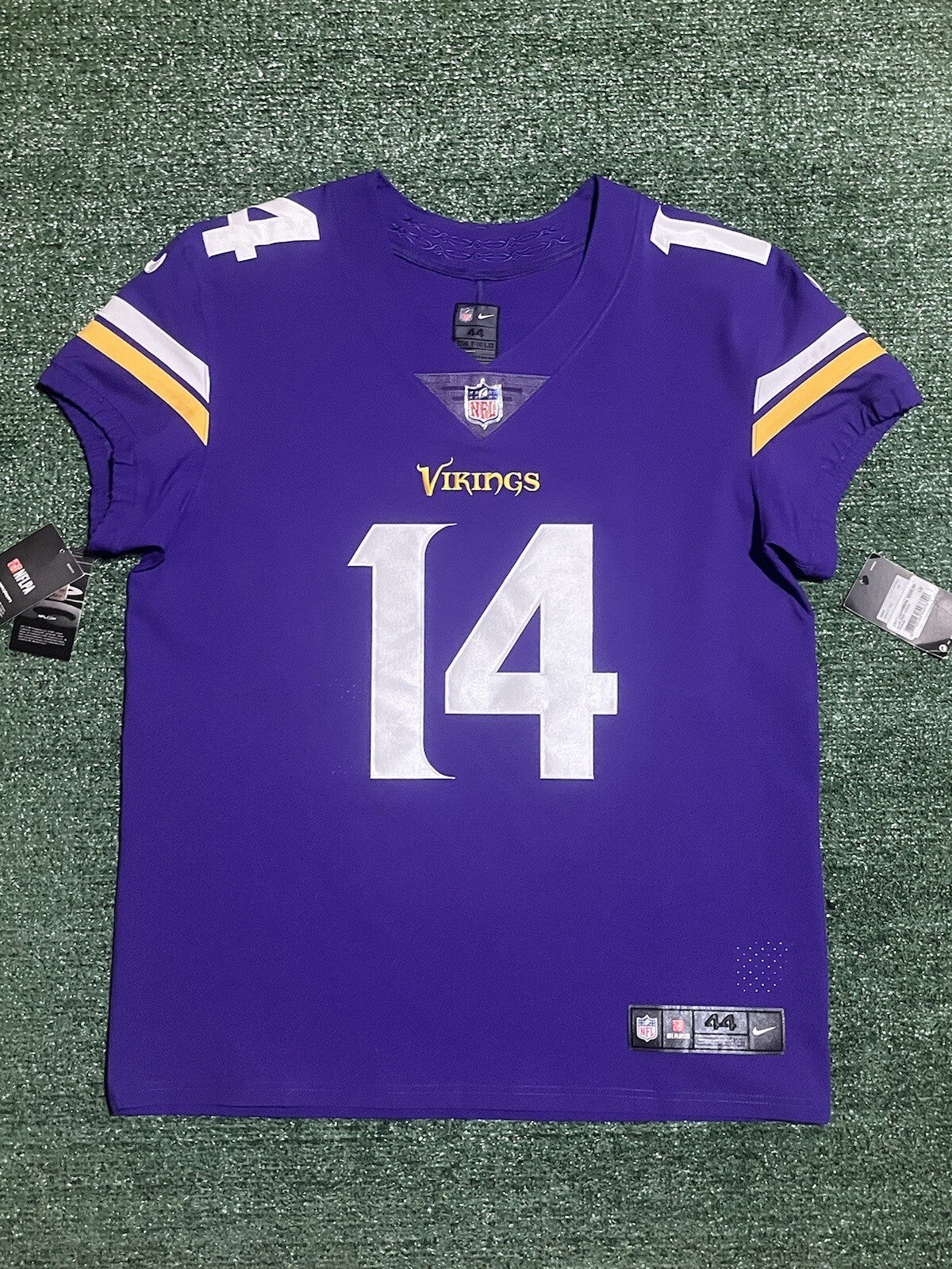 Stefon Diggs Minnesota Vikings Jersey #14 Nike Vapor Elite Purple Size 44 (Large) NFL