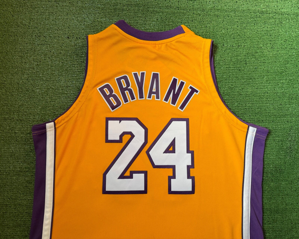 Kobe Bryant Los Angeles Lakers Jersey #24 Mitchell & Ness Authentic Gold Size 48 (XL) NBA