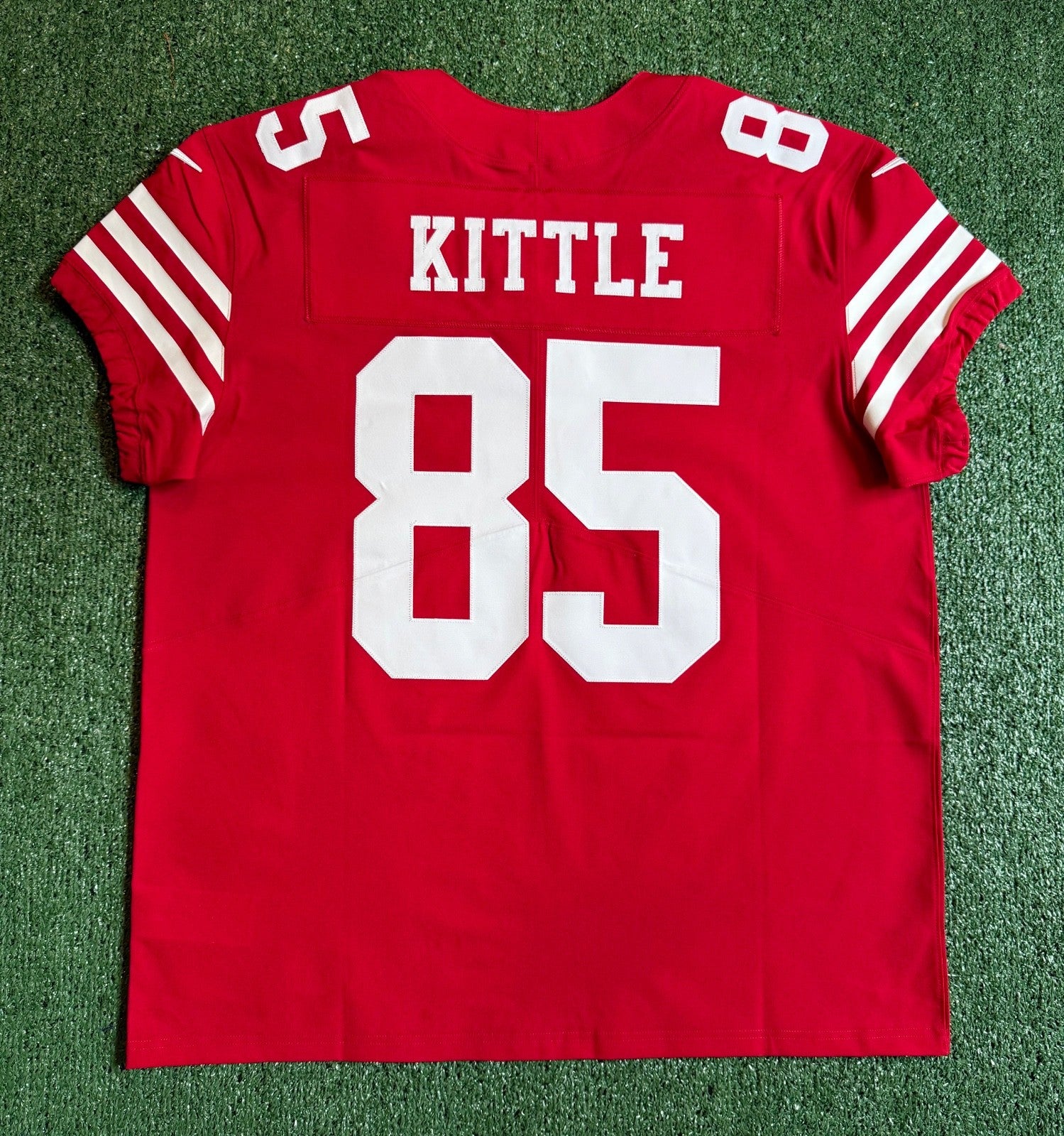 George Kittle San Francisco 49ers
Jersey #85 Nike Vapor Elite red
Size 48 (XL) NFL
