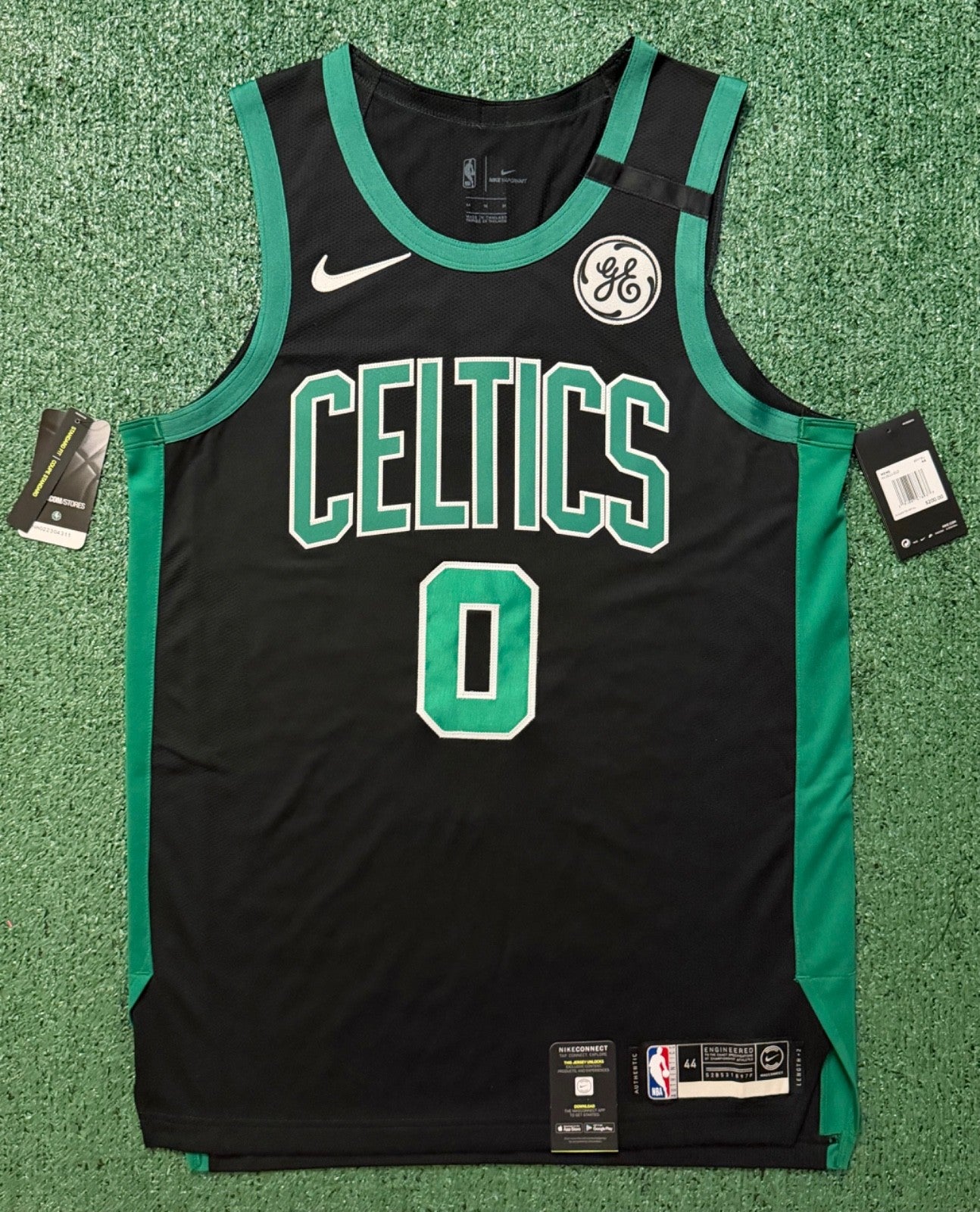 Jayson Tatum Boston Celtics Jersey #0 Nike VaporKnit Authentic Black Size 44 (M) NBA