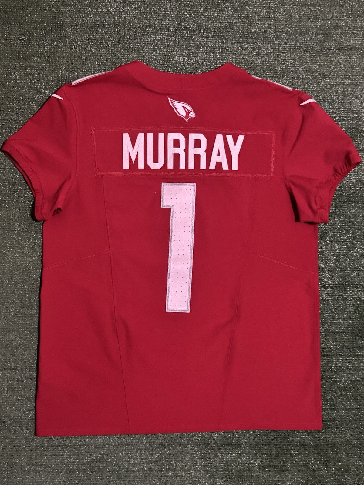 Kyler Murray Arizona Cardinals
Jersey #1 Nike Vapor FUSE Elite red Size 44 (Large) NFL