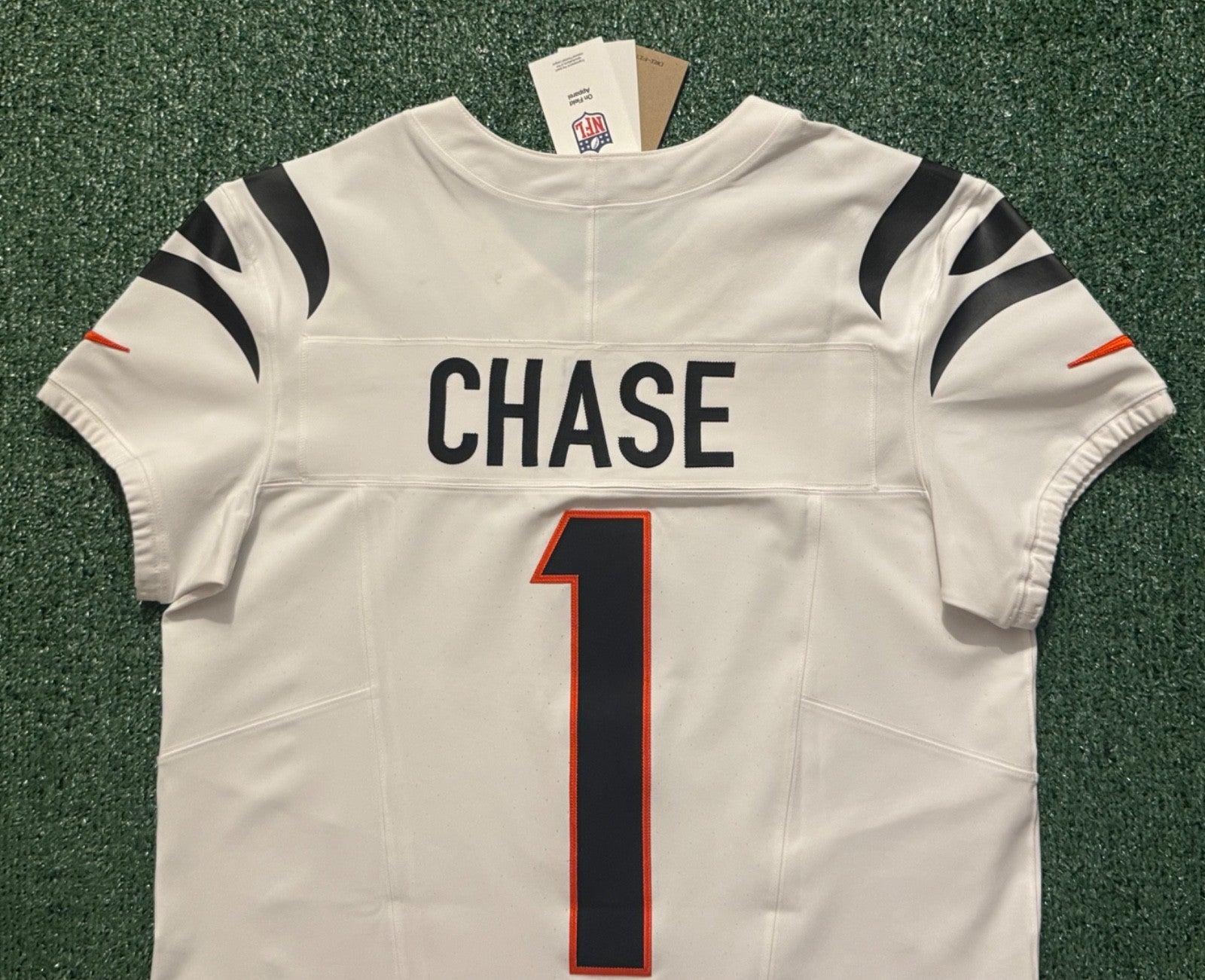 Ja'Marr Chase Cincinnati Bengals Jersey #1 Nike Vapor Fuse Elite White Size 44 (L) NFL