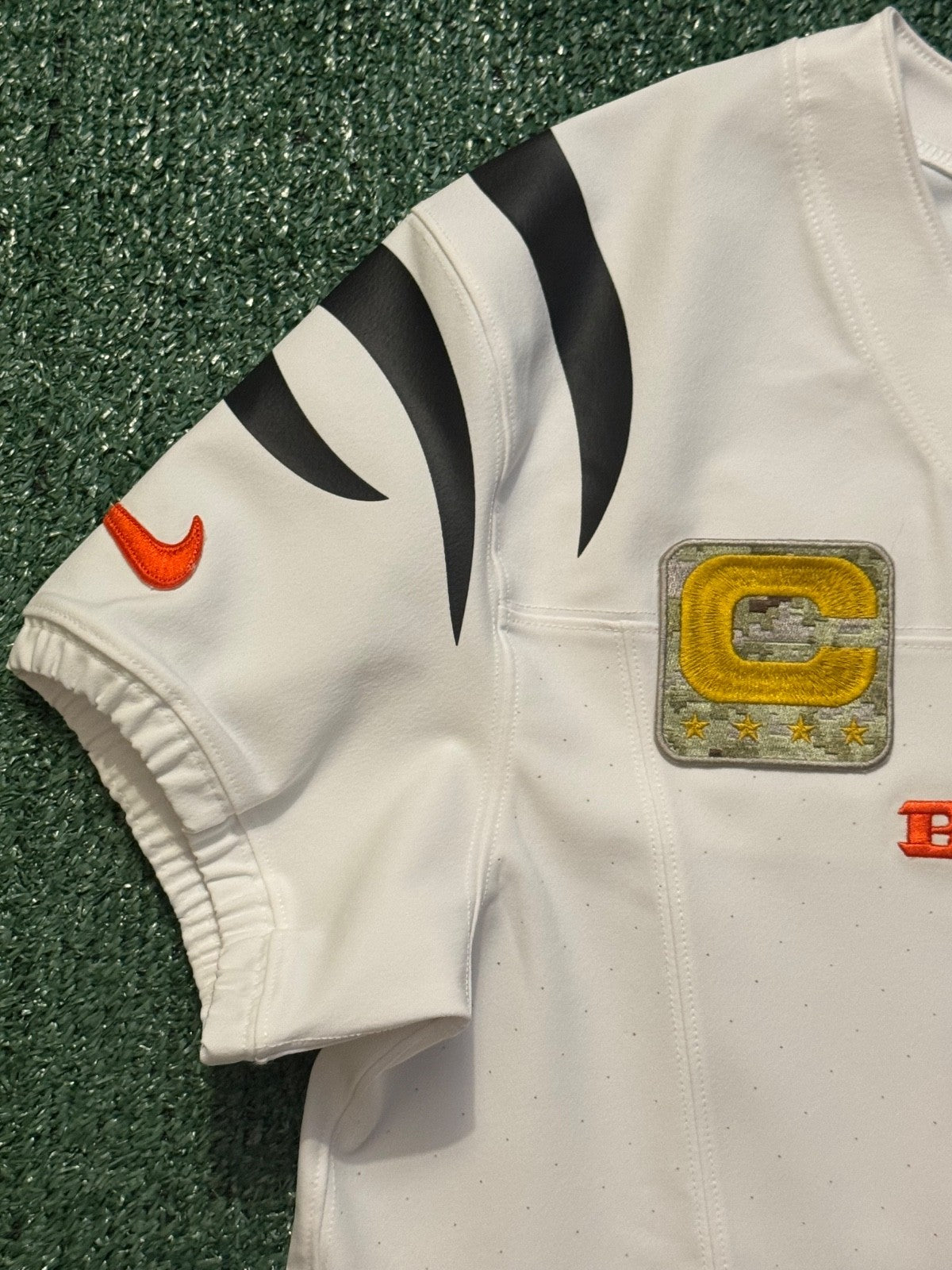 Joe Burrow Cincinnati Bengals Jersey #9 Nike Vapor FUSE Elite White Size 40 (M) NFL
