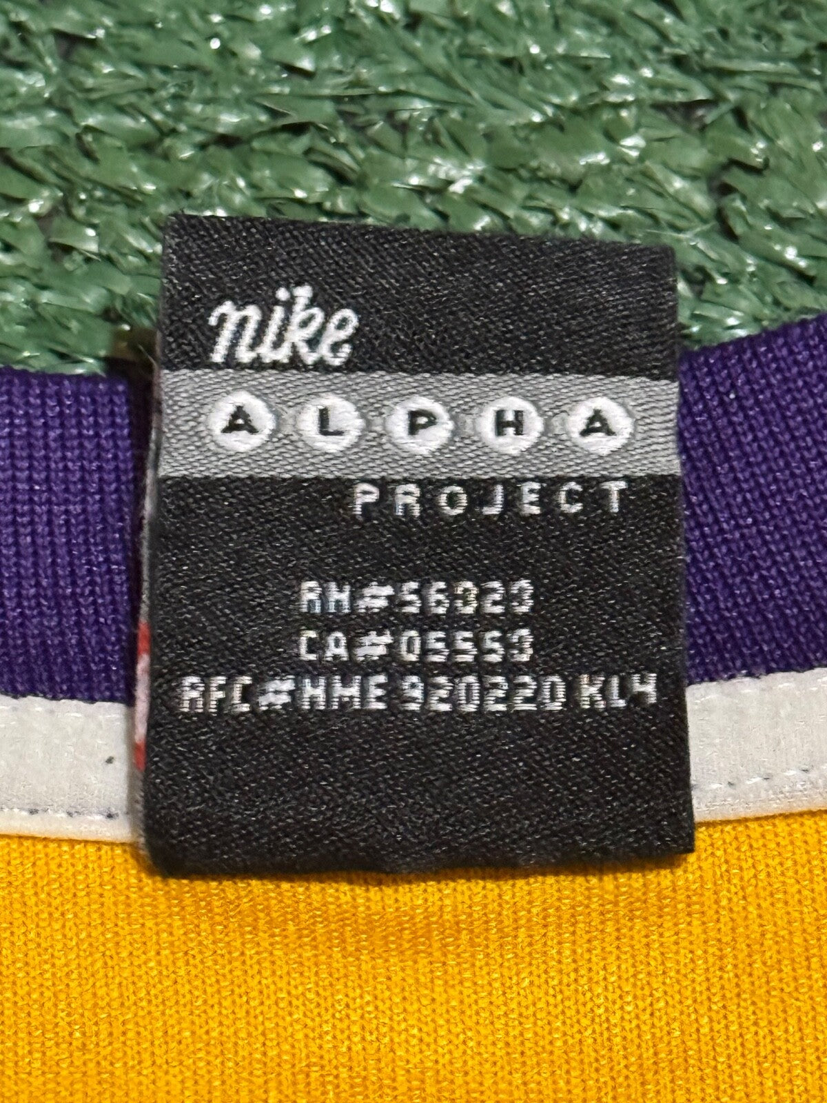 Kobe Bryant Los Angeles Lakers Jersey #8 Nike Authentic Gold Size 48 (XL) NBA