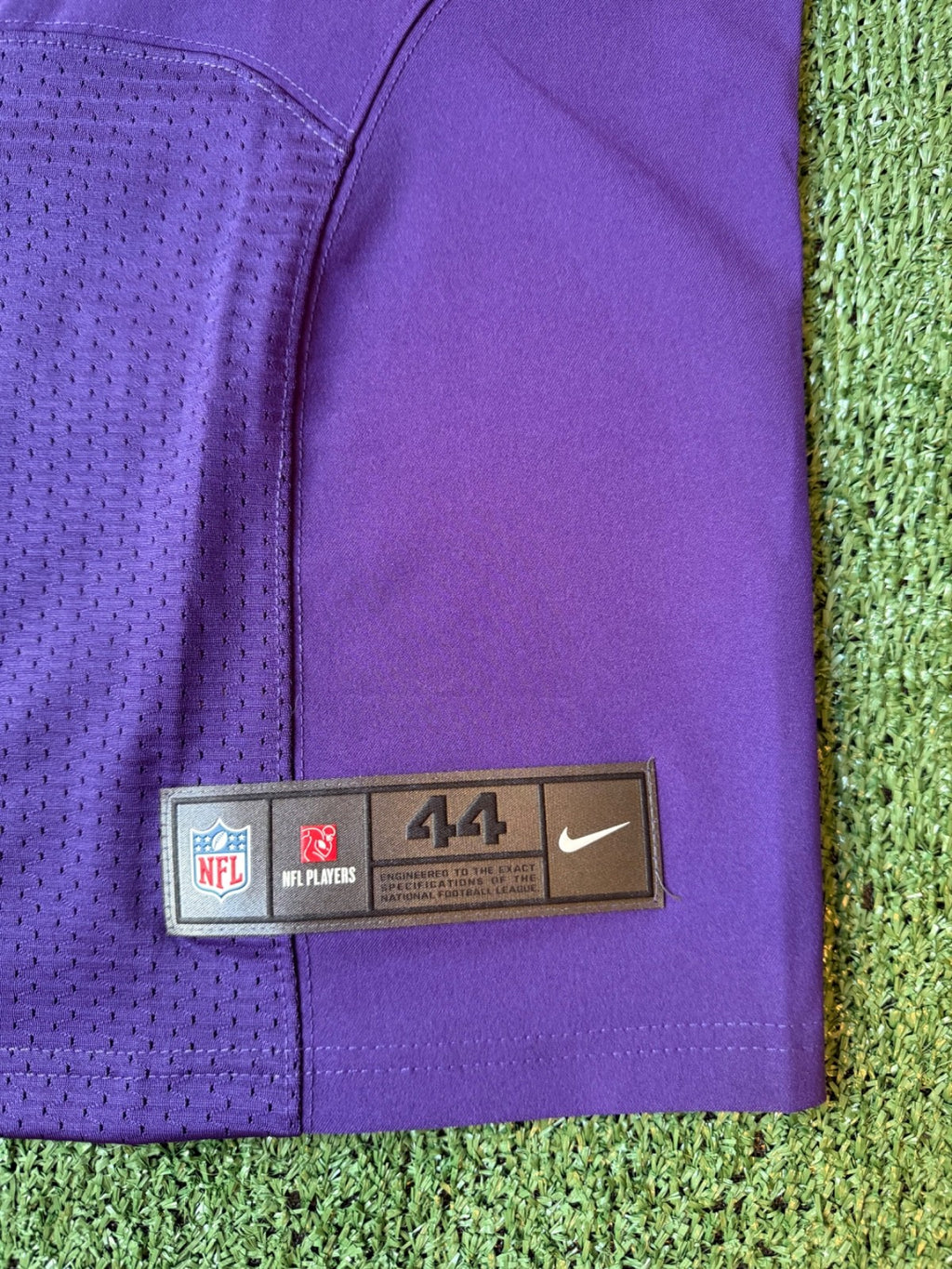 Lamar Jackson Baltimore Ravens Jersey #8 Nike Vapor Elite Purple Size 44 (L) NFL