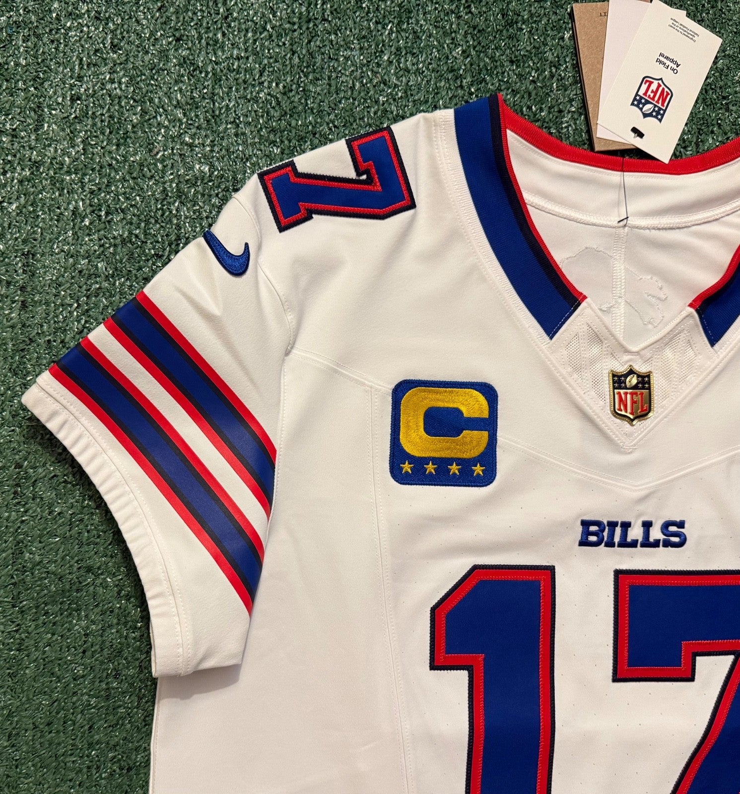 Josh Allen Buffalo Bills Jersey #17 Nike Vapor Fuse Elite White Size 44 (L) NFL