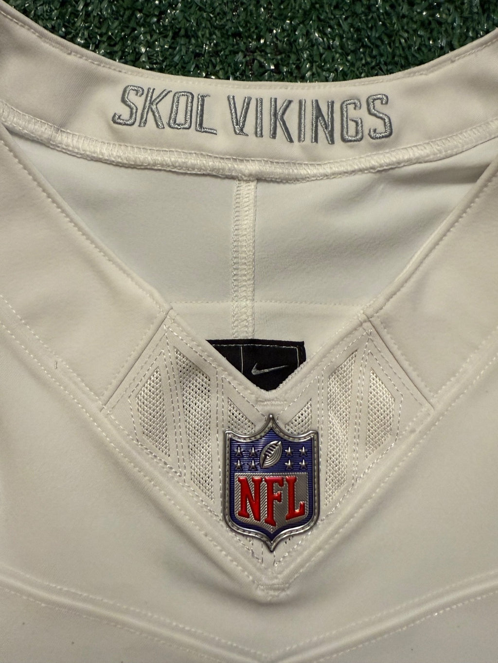 Justin Jefferson Minnesota Vikings Jersey #18 Nike Vapor FUSE Elite White Size 40 (Medium) NFL