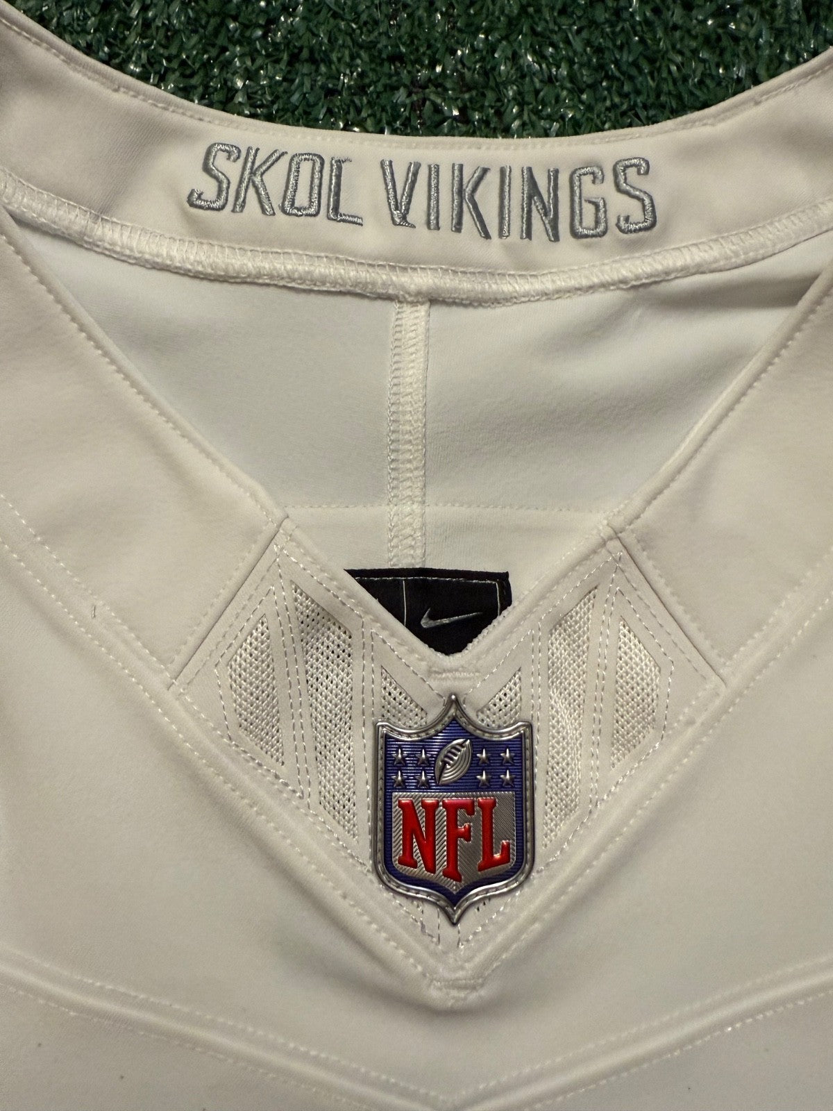 Justin Jefferson Minnesota Vikings Jersey #18 Nike Vapor FUSE Elite White Size 40 (Medium) NFL