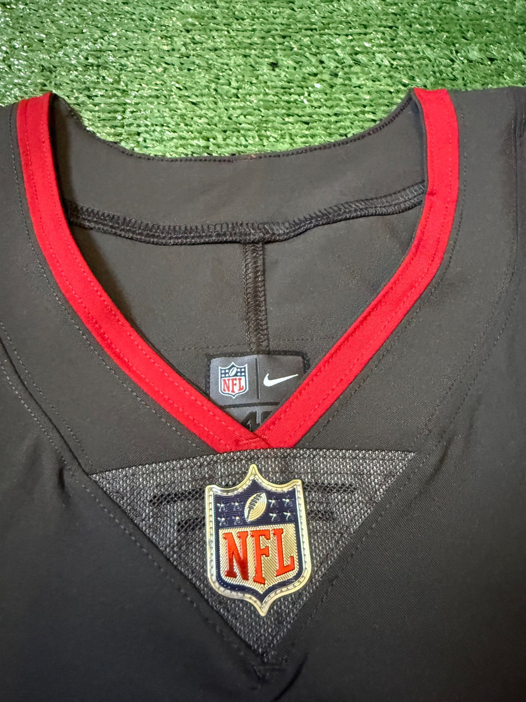 Tom Brady Tampa Bay Buccaneers Jersey #12 Nike Vapor Elite Gray size 40 (Medium) NFL