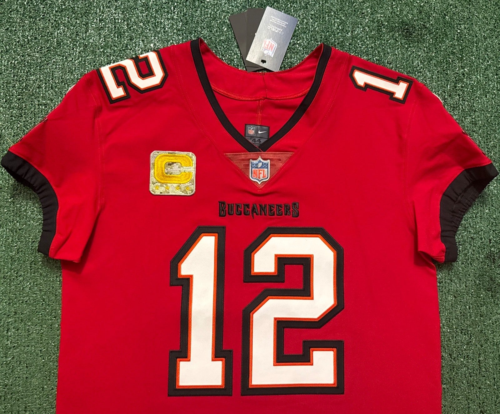 Tom Brady Tampa Bay Buccaneers Jersey #12 Nike Vapor Elite Red size 44 (Large) NFL