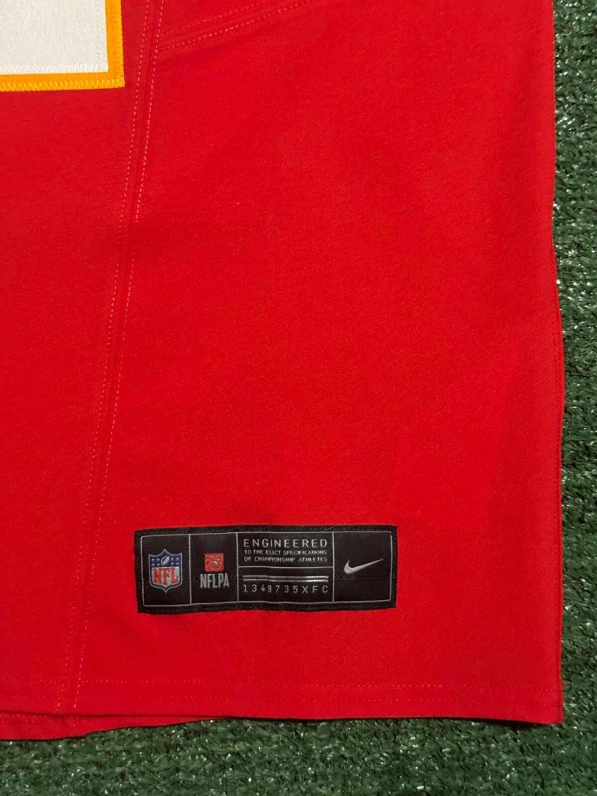 Travis Kelce Kansas City Chiefs Jersey #87 Nike Vapor Fuse Elite Red Size 44 (L) NFL